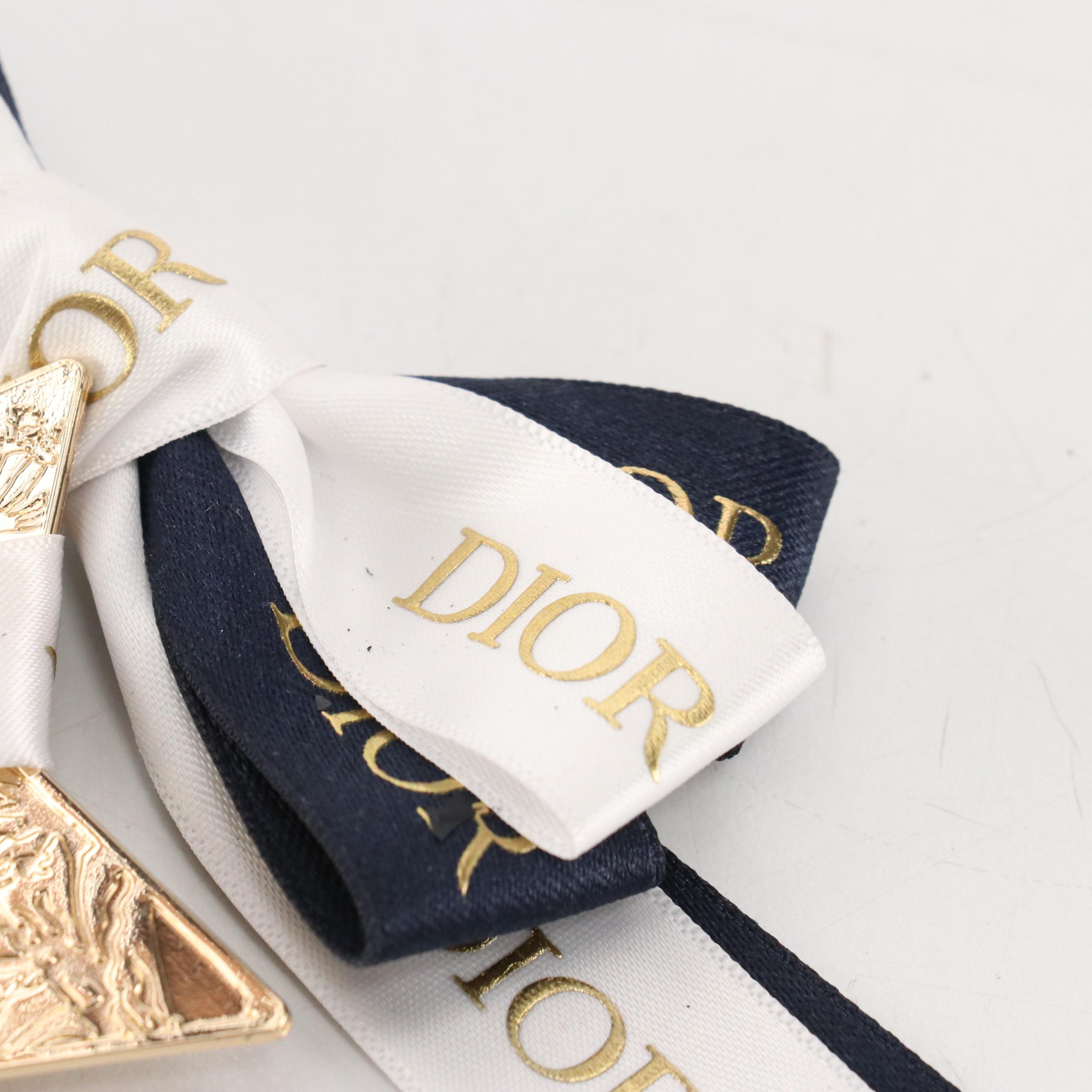 Christian Dior Beauty Promotional Light Up Mini Wreath and Star Ornament