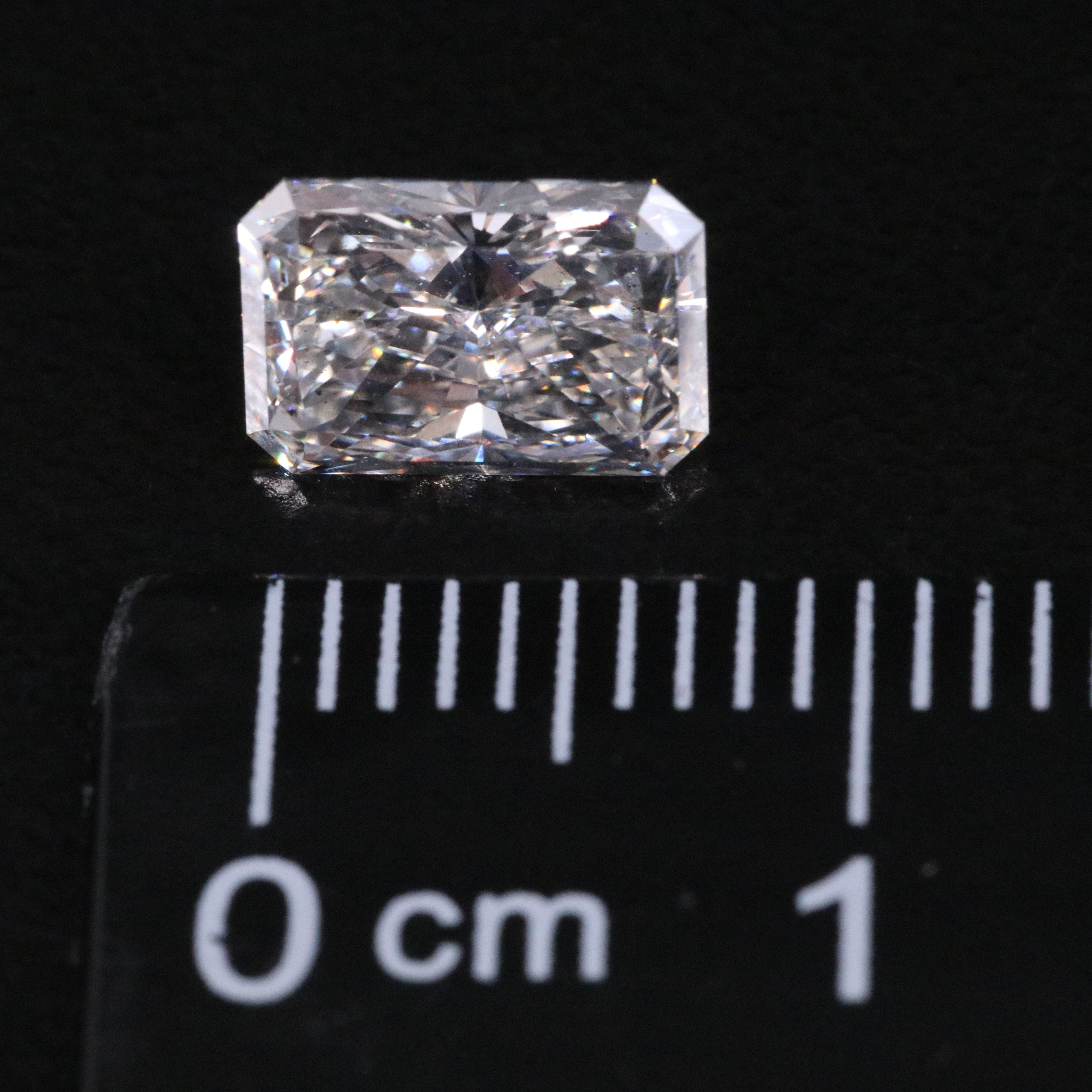 Loose 1.33 CT Lab Grown Diamond with IGI Report
