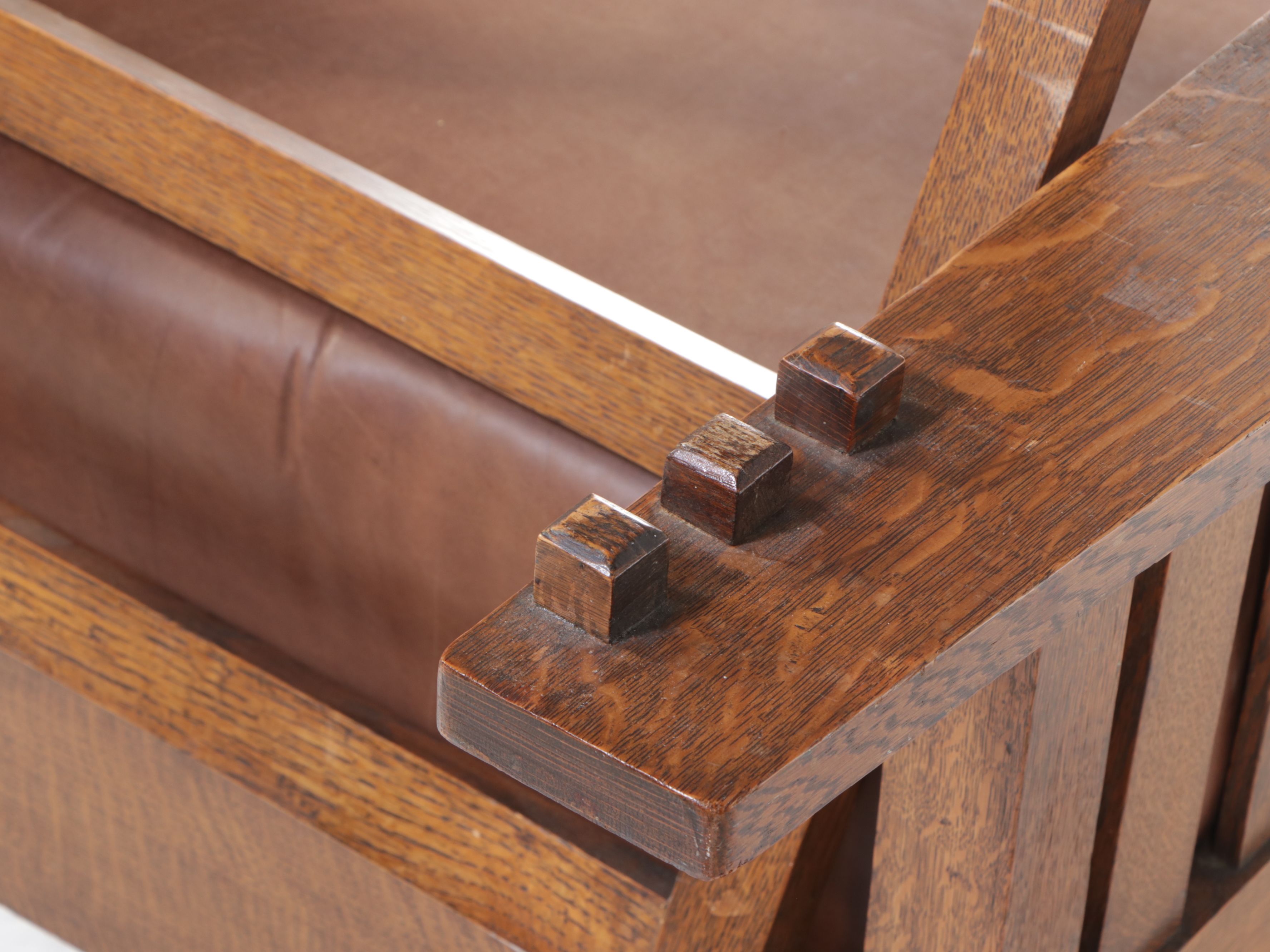 Arts & Crafts Style Leather Upholstered Oak Recliner, 20th Century