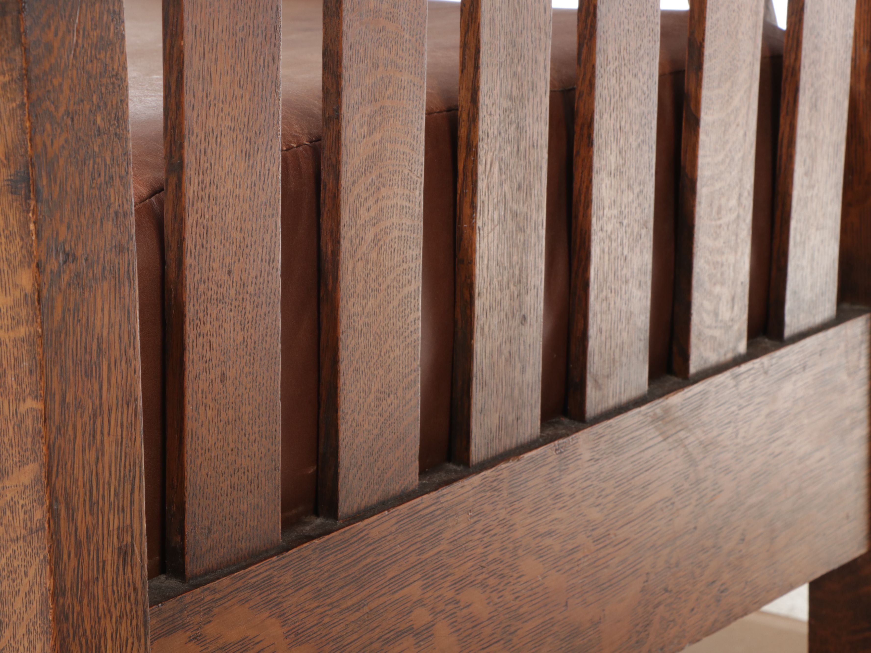 Arts & Crafts Style Leather Upholstered Oak Recliner, 20th Century