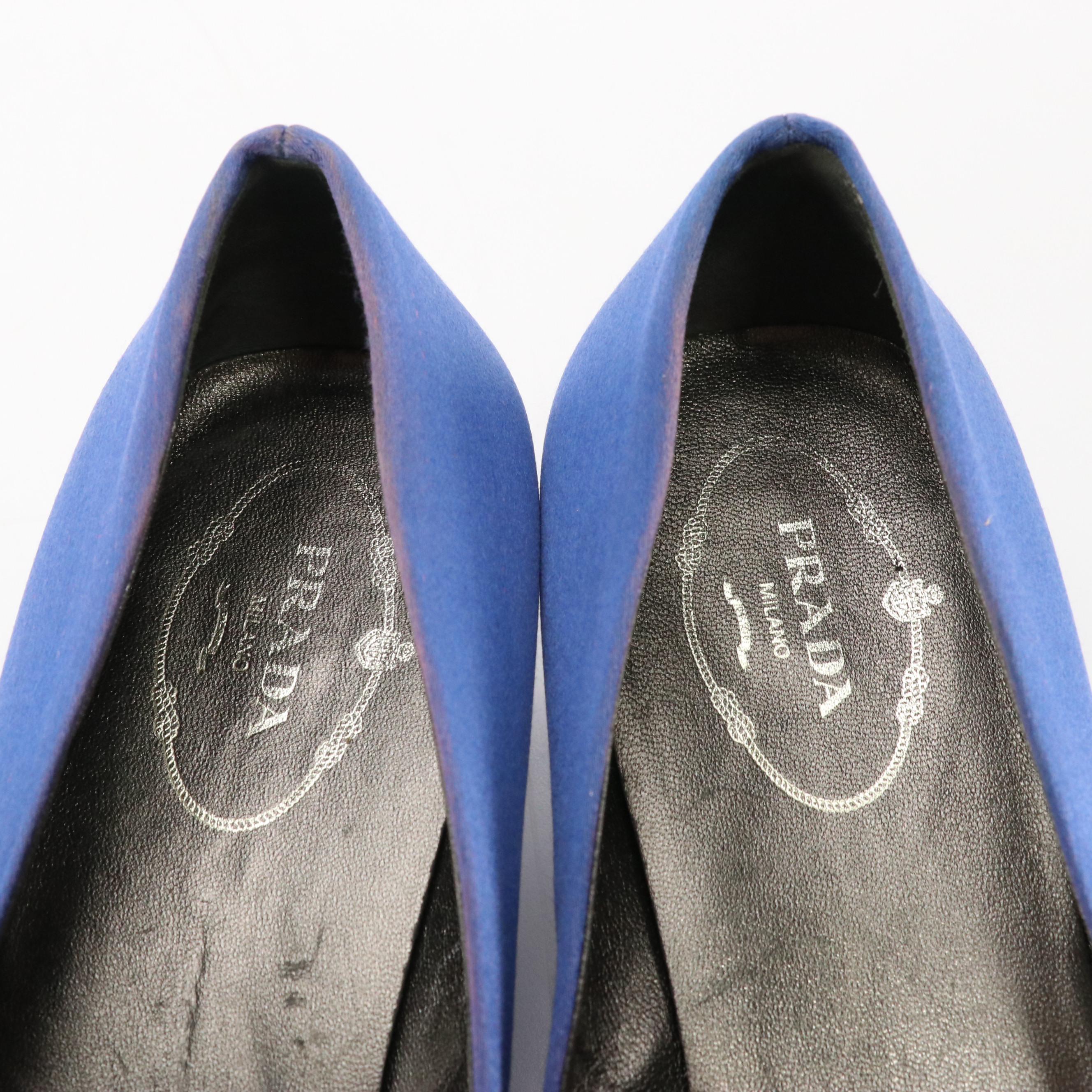 Prada Bow-Detailed Low-Heeled Shoes in Royal Blue Satin