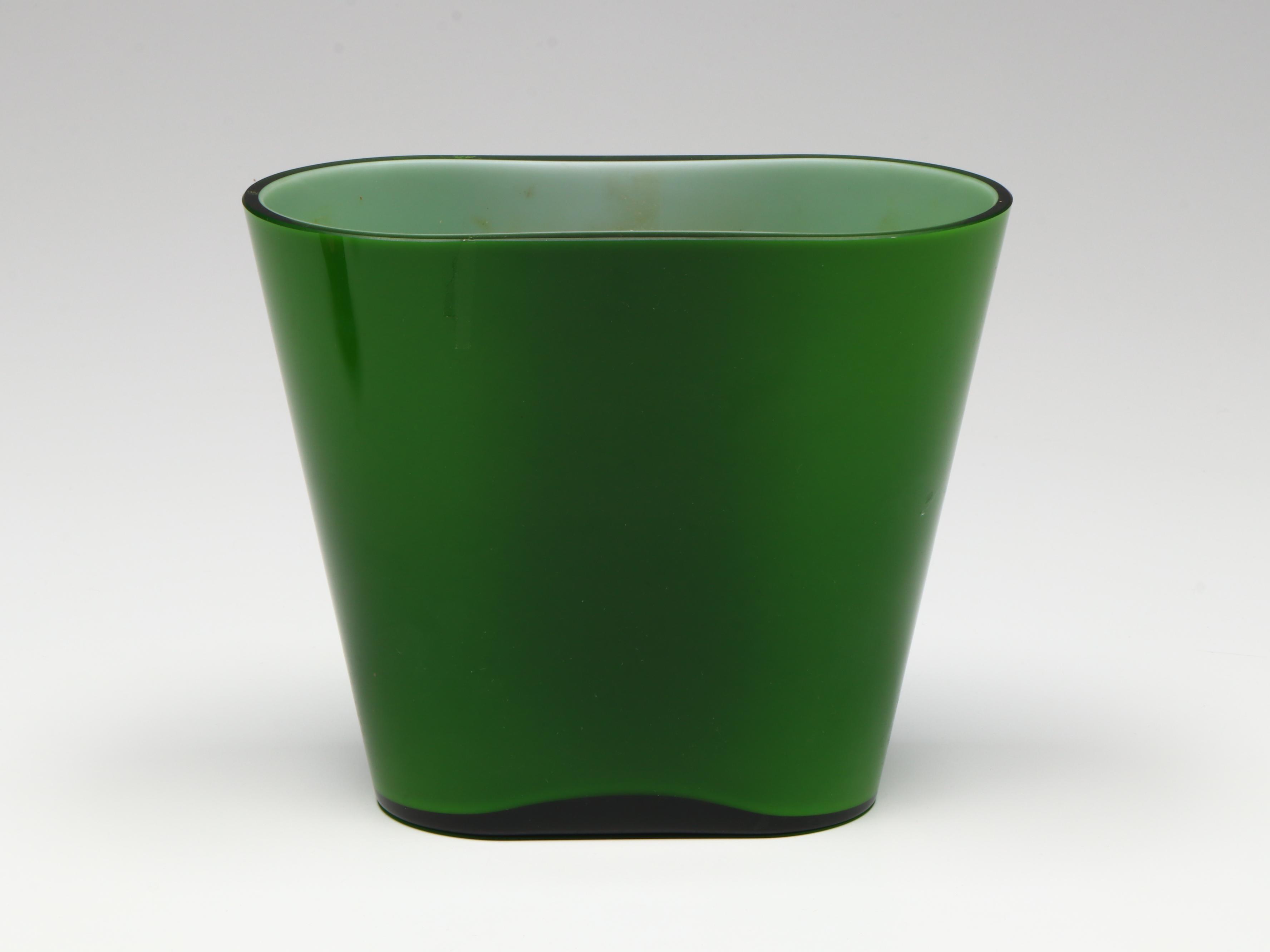 Mid Century Modern Enamel Dishes with Other Glass Decor