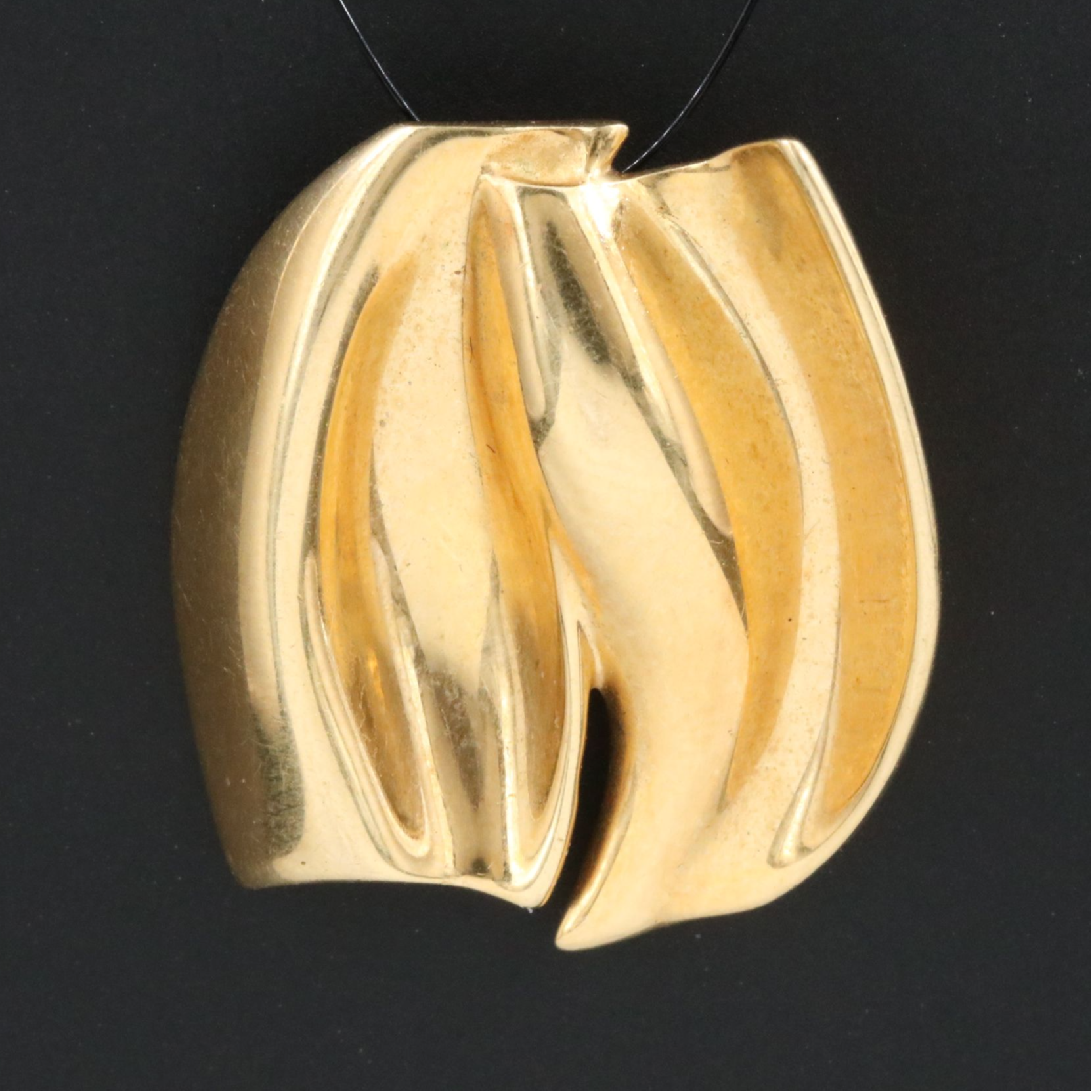 Frank Gehry for Tiffany & Co. 18K Freeform Pendant