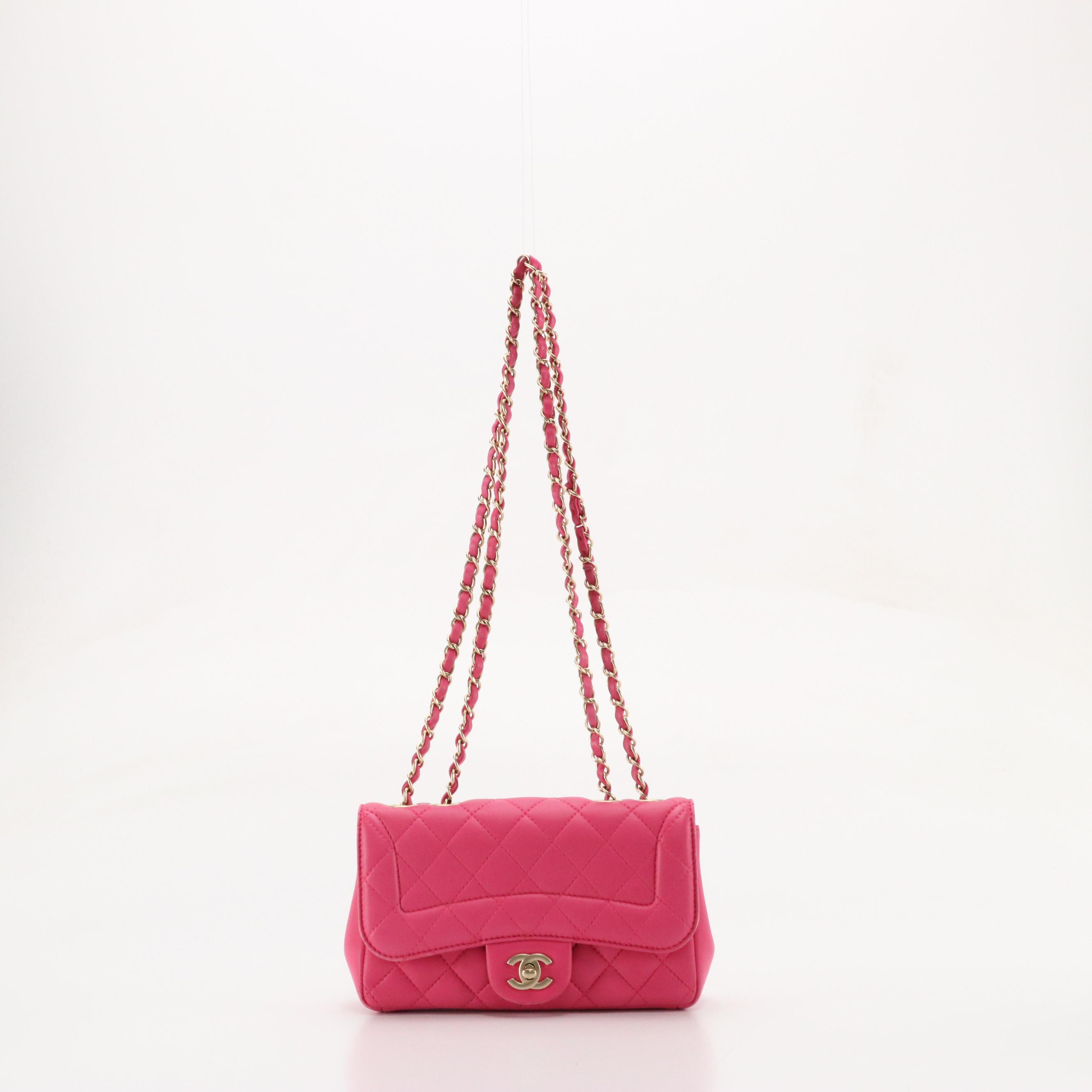 Chanel Classic Single Flap Small Shoulder Bag in Quilted Leather with Box