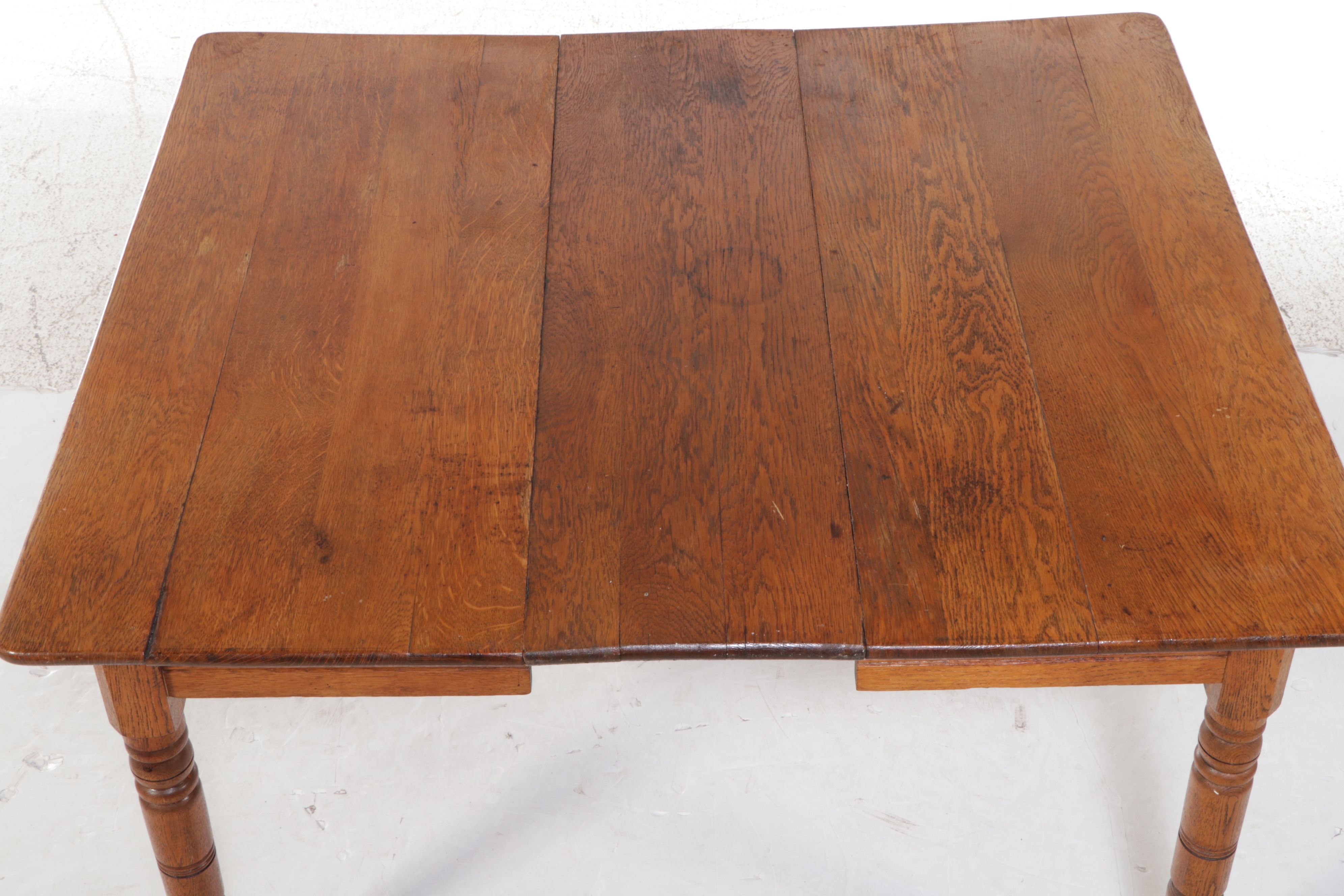 Traditional Style Five Piece Oak Dining Set