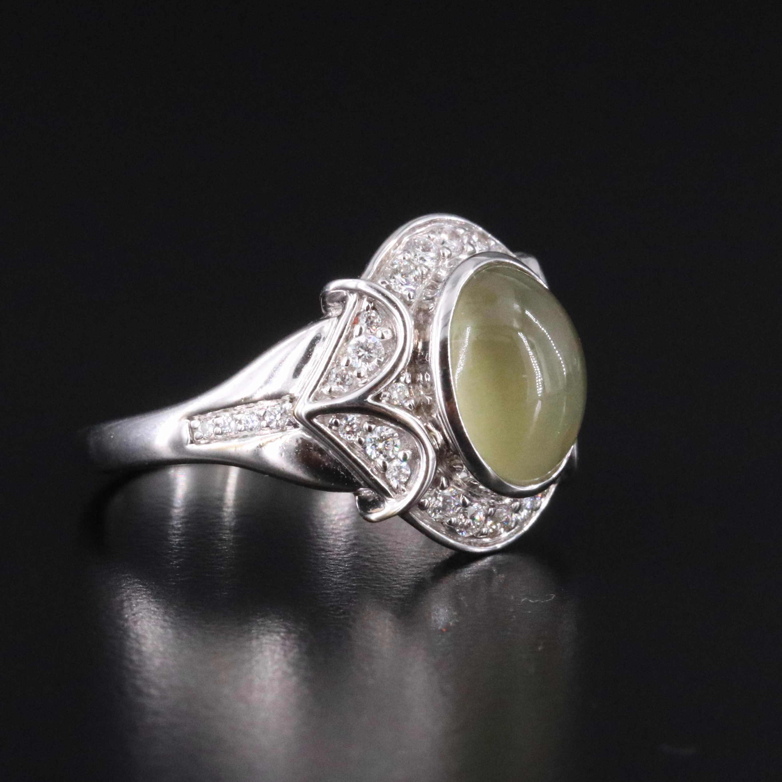 Chromia 18K Cat's Eye Sillimanite and Diamond Ring