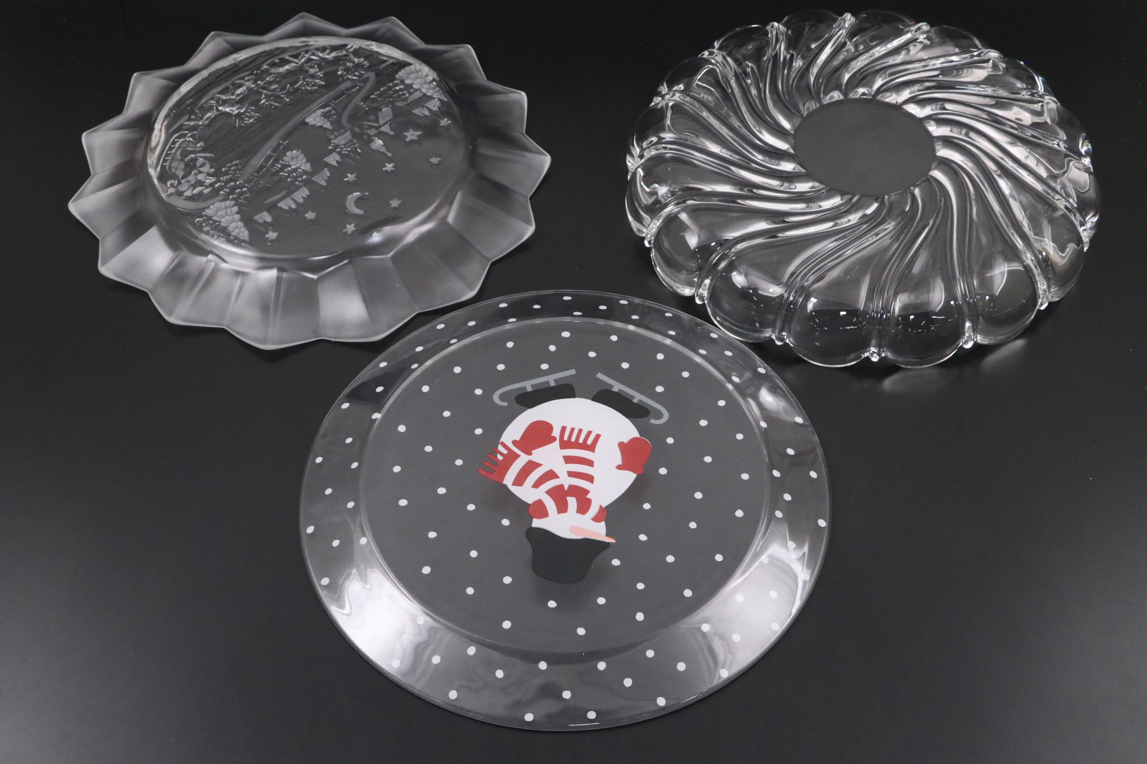 Indiana Glass "Diamond Point" with Other Cake Stand and Tableware