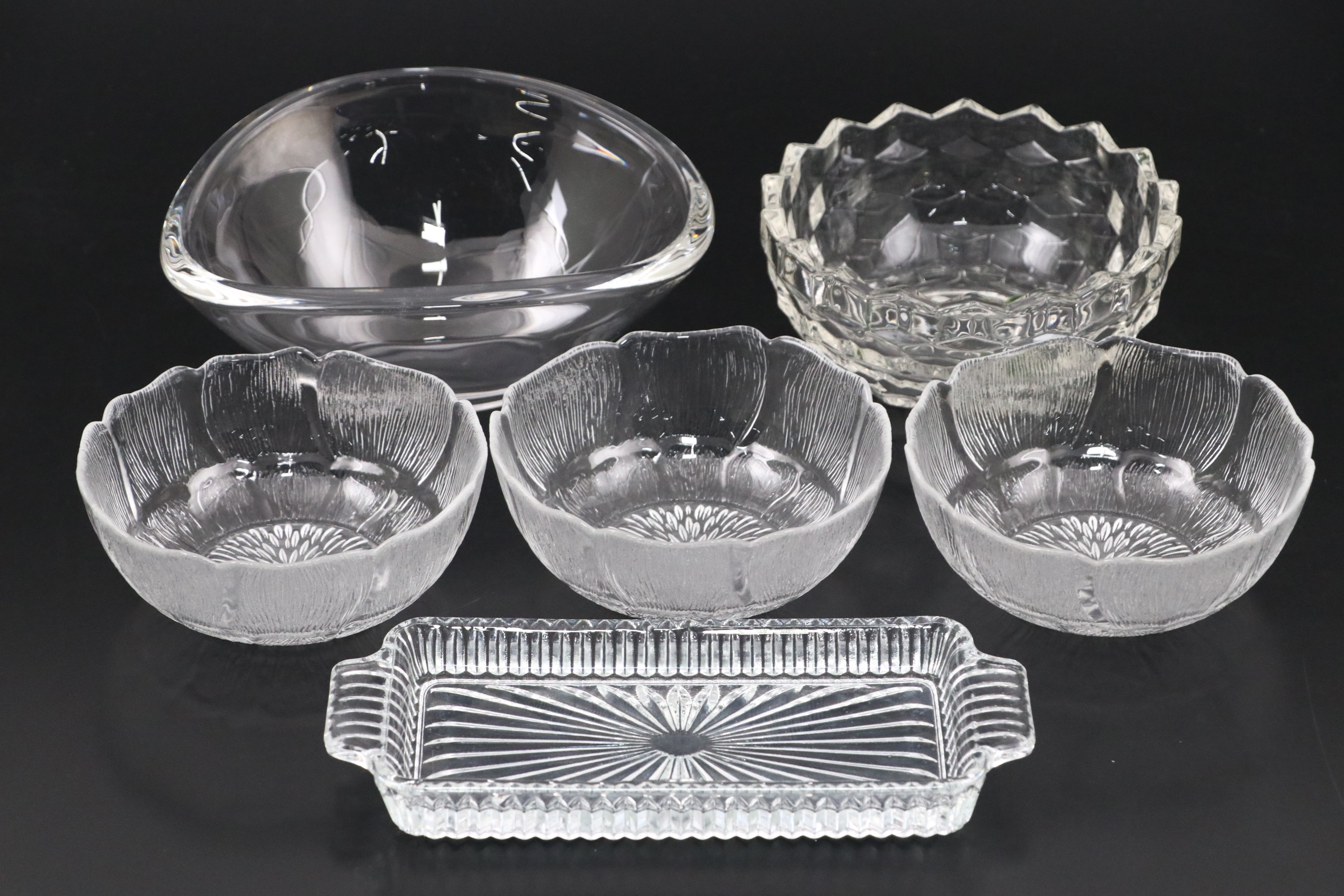 Indiana Glass "Diamond Point" with Other Cake Stand and Tableware