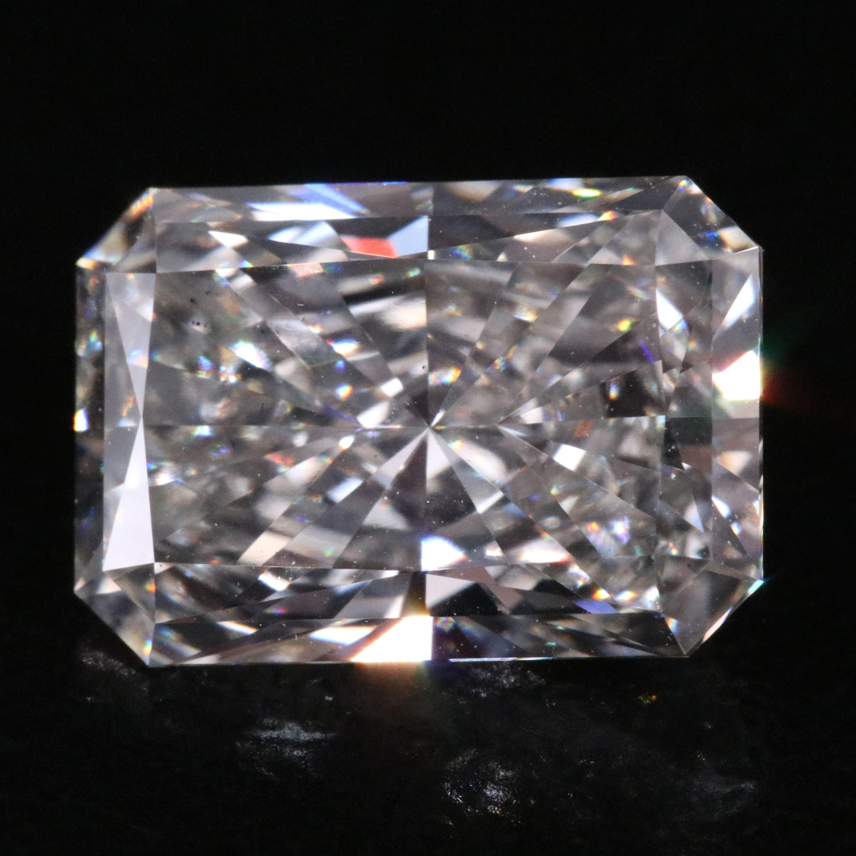 Loose 2.88 CT Lab Grown Diamond with IGI Report