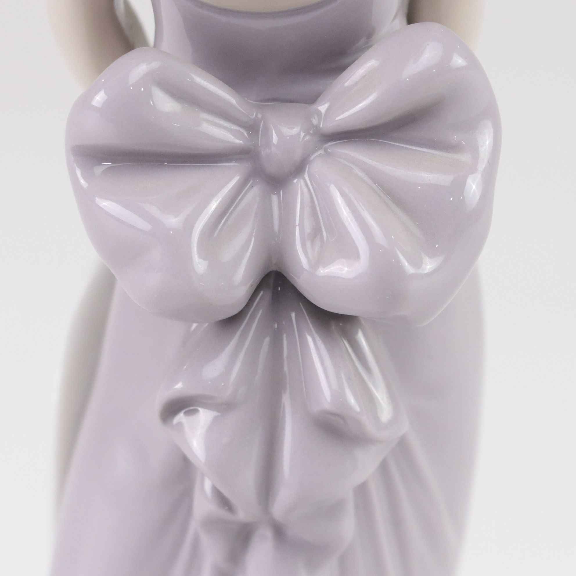Lladró "Bridesmaid" Porcelain Figurine