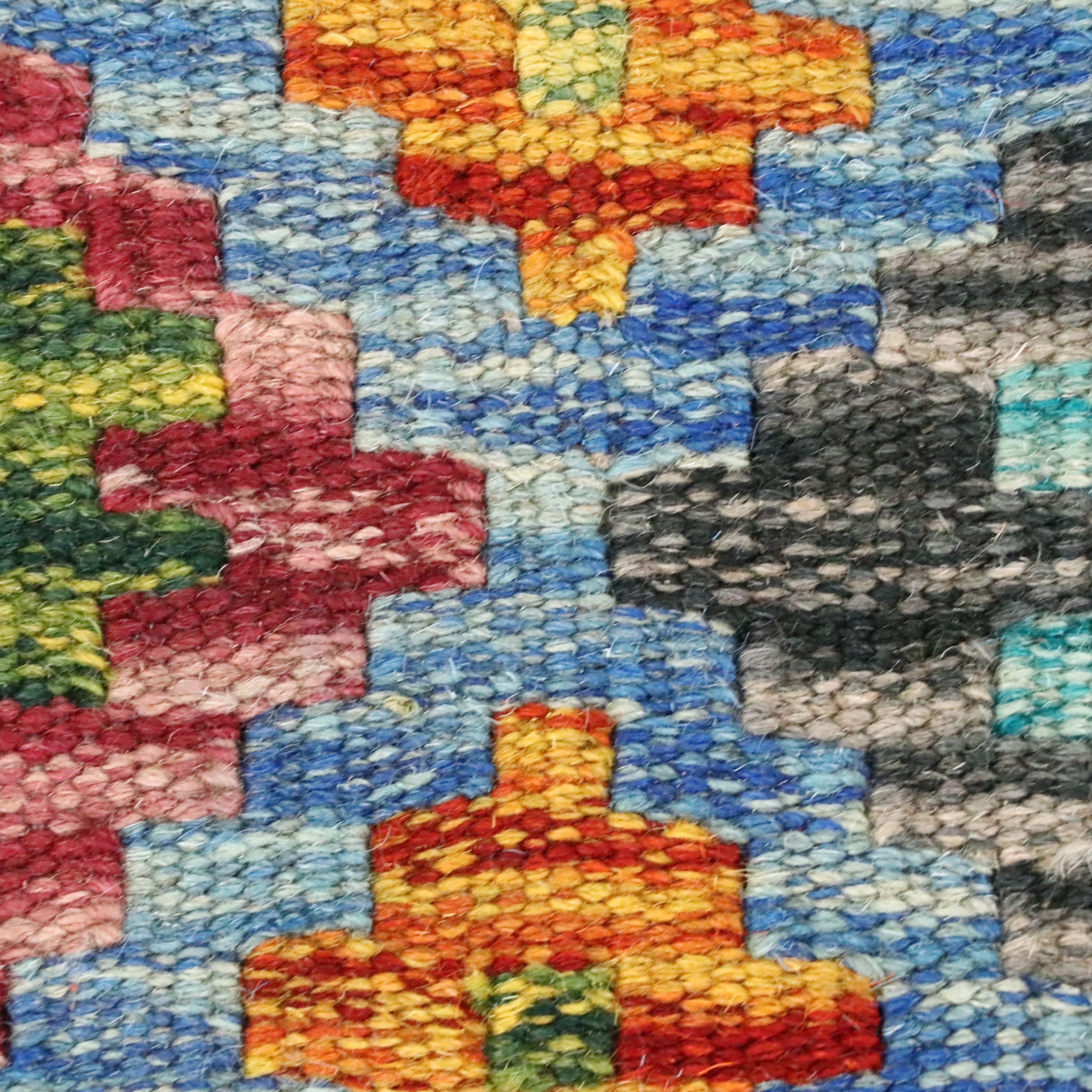 5'9 x 8'4 Handwoven Pakistani Kilim Area Rug