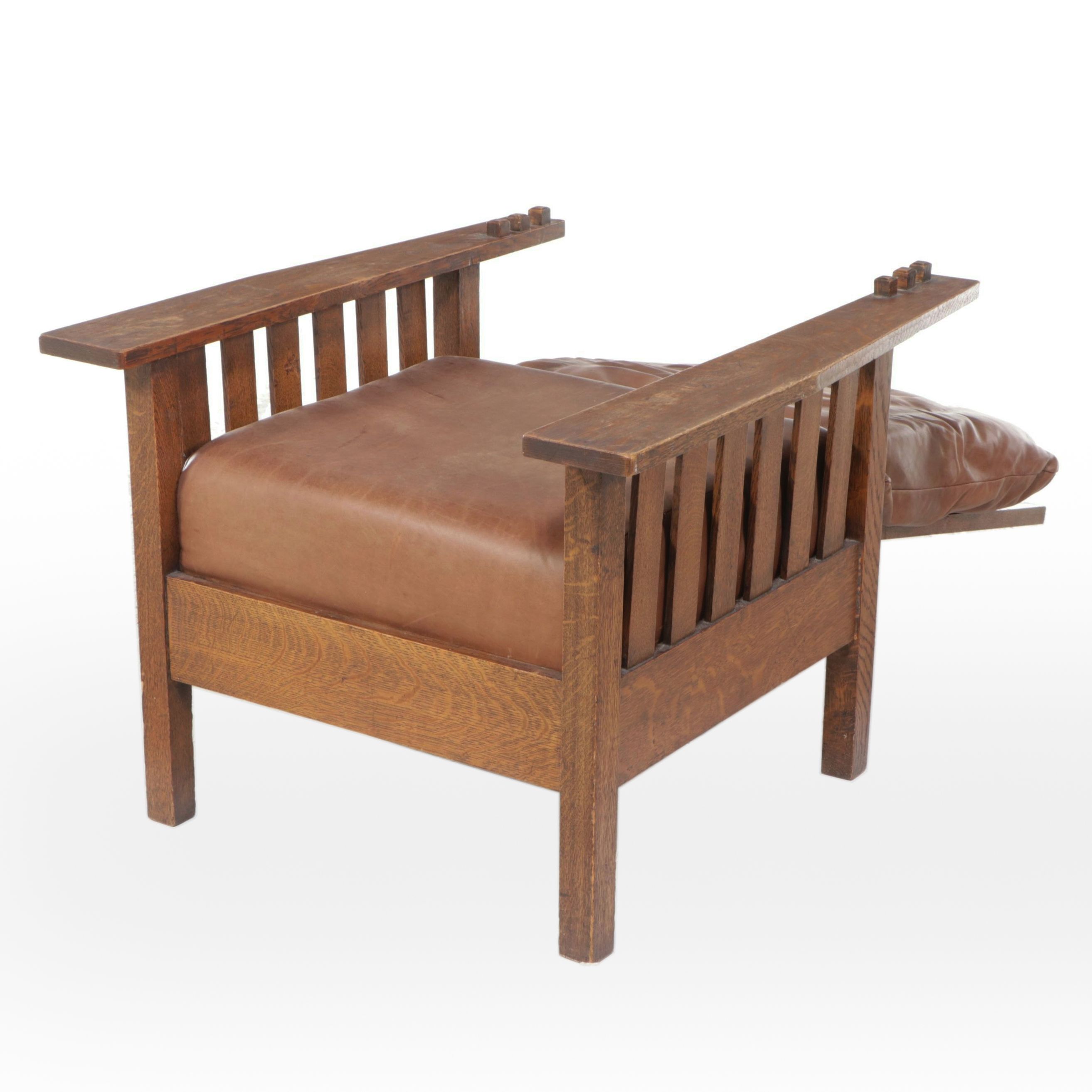 Arts & Crafts Style Leather Upholstered Oak Recliner, 20th Century