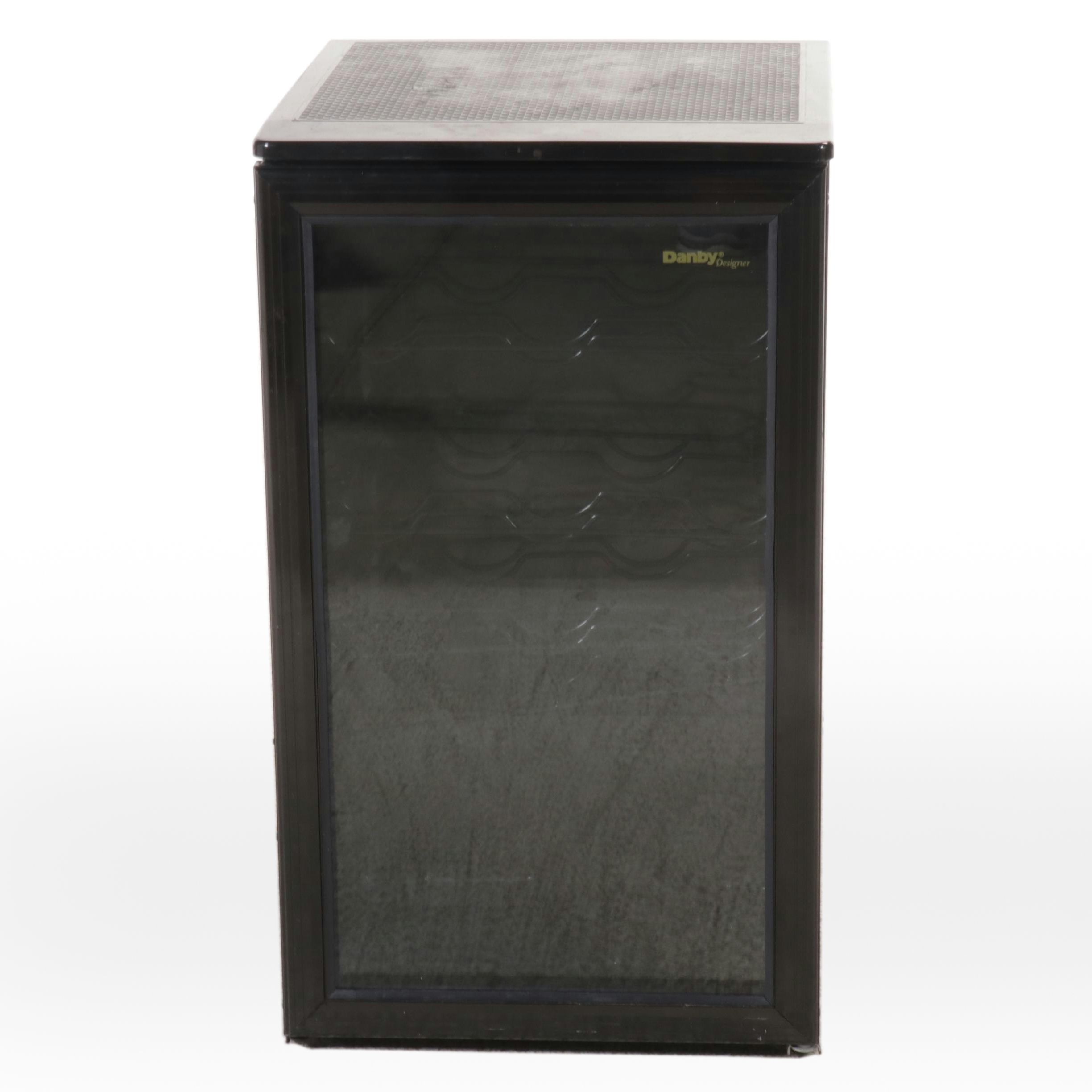 Danby Carbon Fiber Finish Free-Standing Wine Cooler