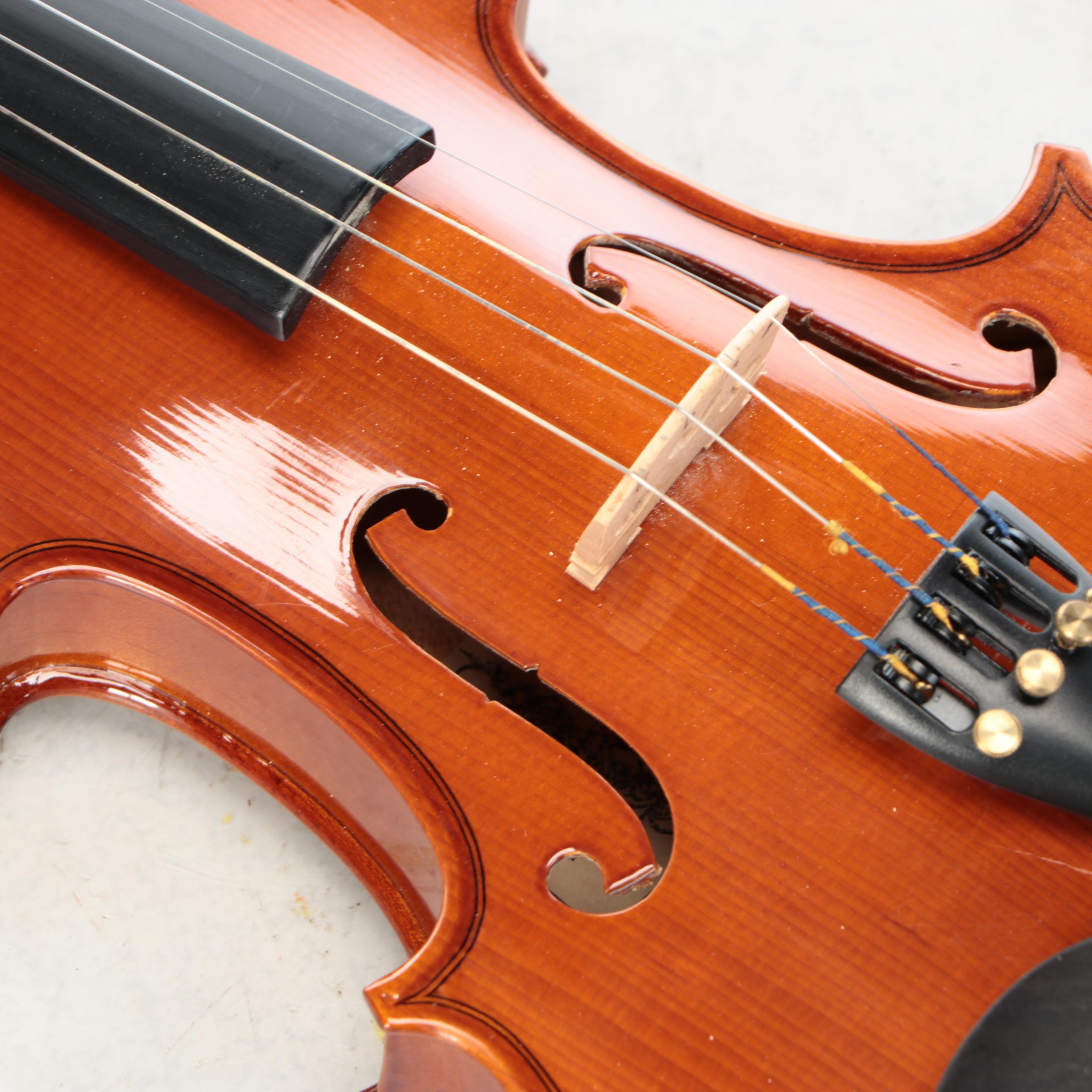 Palatino Violin in Hard Case