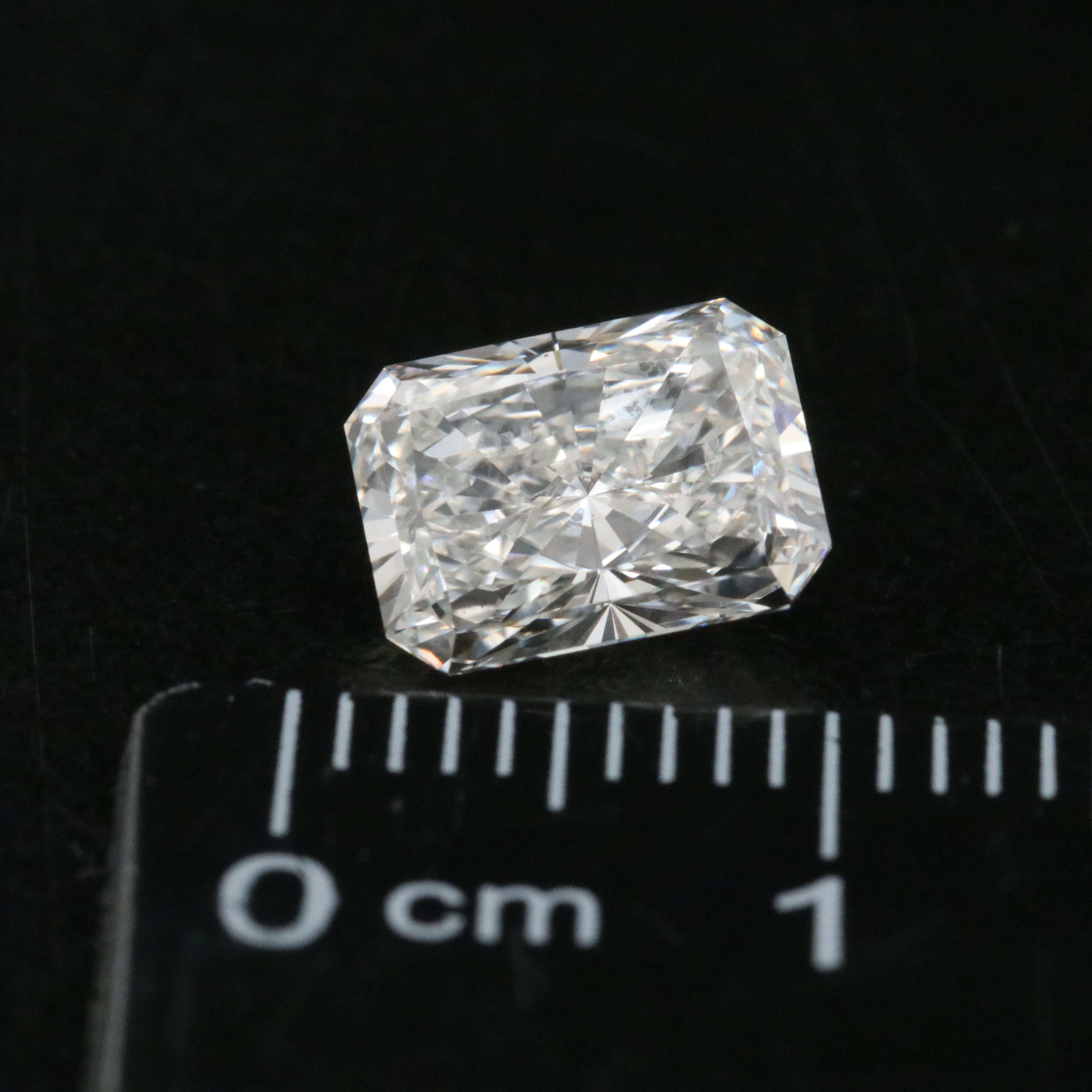Loose 1.91 CT Lab Grown Diamond with IGI Report