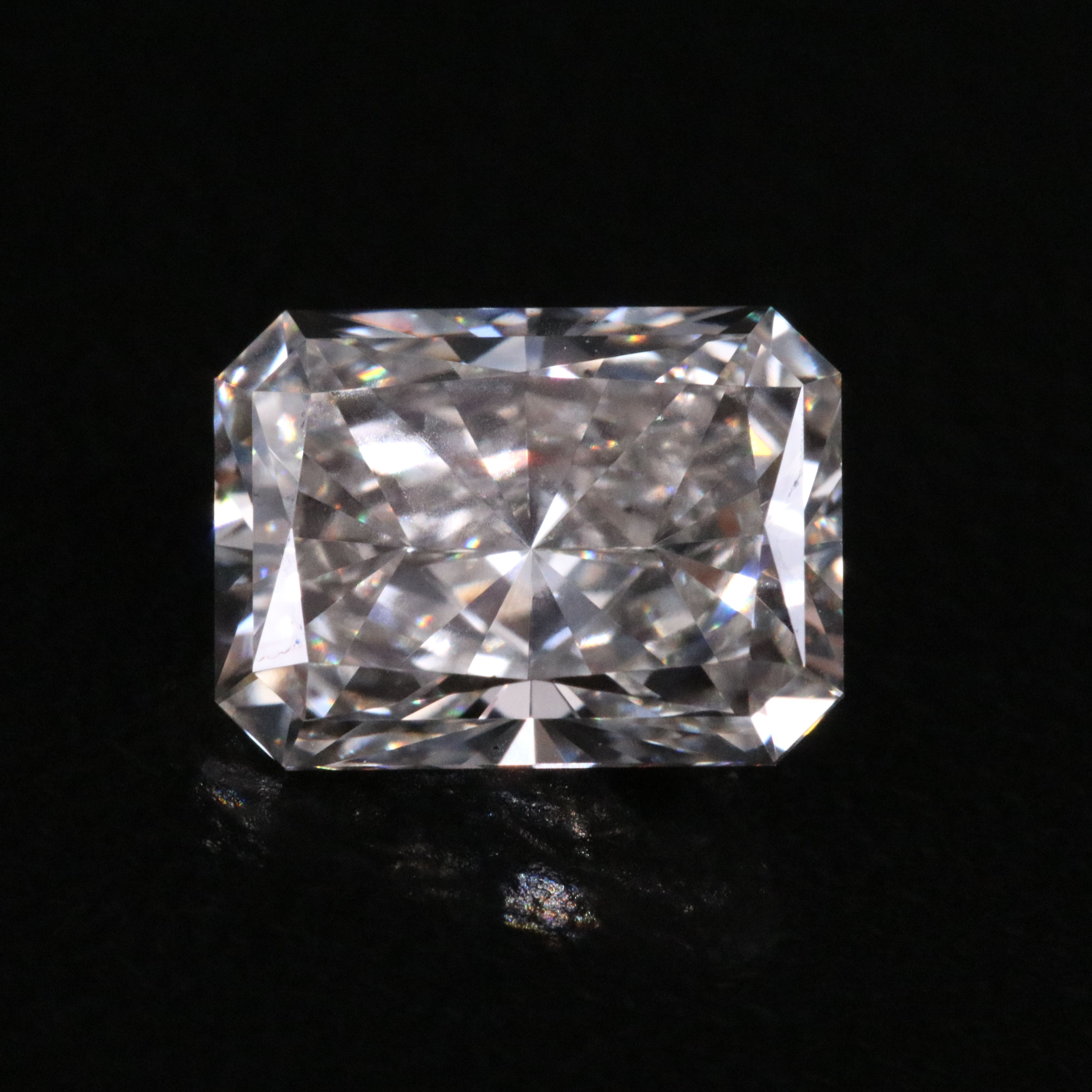 Loose 1.76 CT Lab Grown Diamond with IGI Report