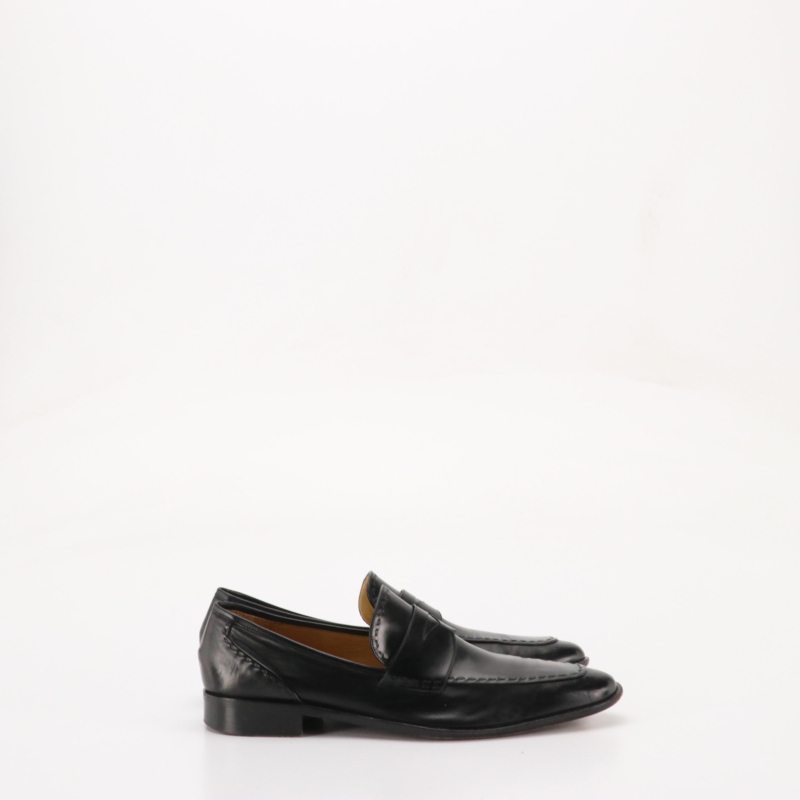 Cole Haan, H.H. Brown Black Leather Loafers and Dress Shoes with Gold Toe Socks