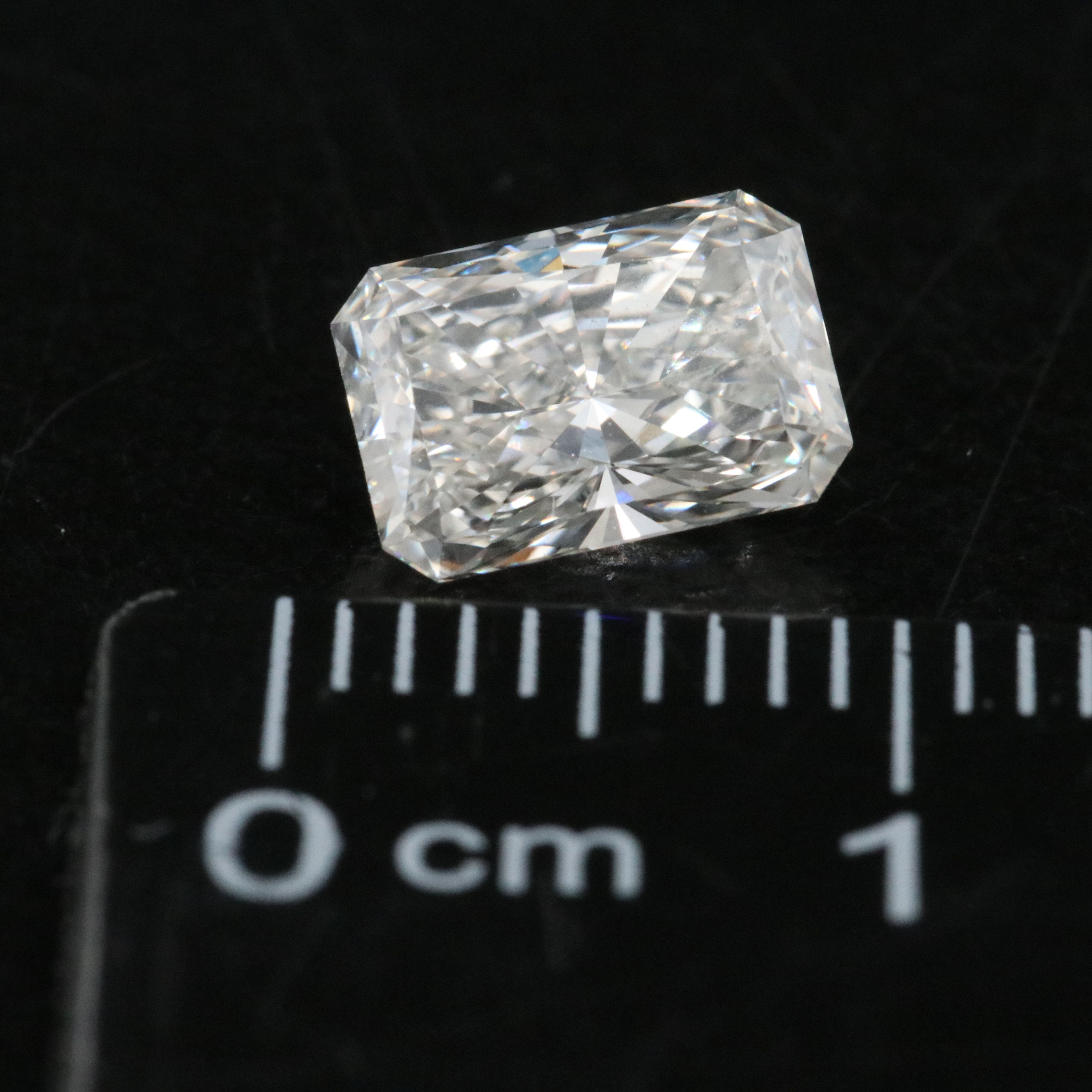 Loose 1.33 CT Lab Grown Diamond with IGI Report