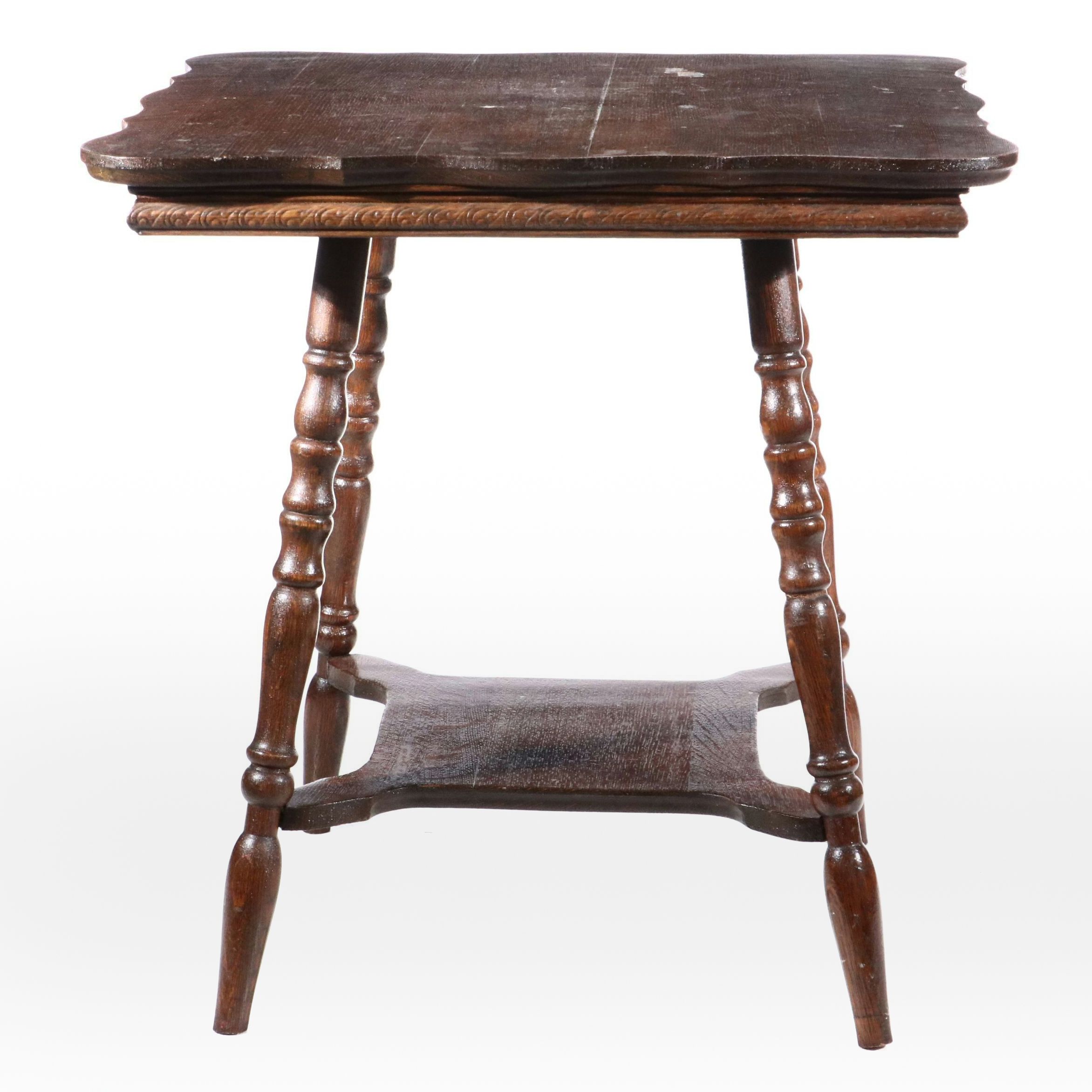 Turned Leg Oak Side Table, 20th Century