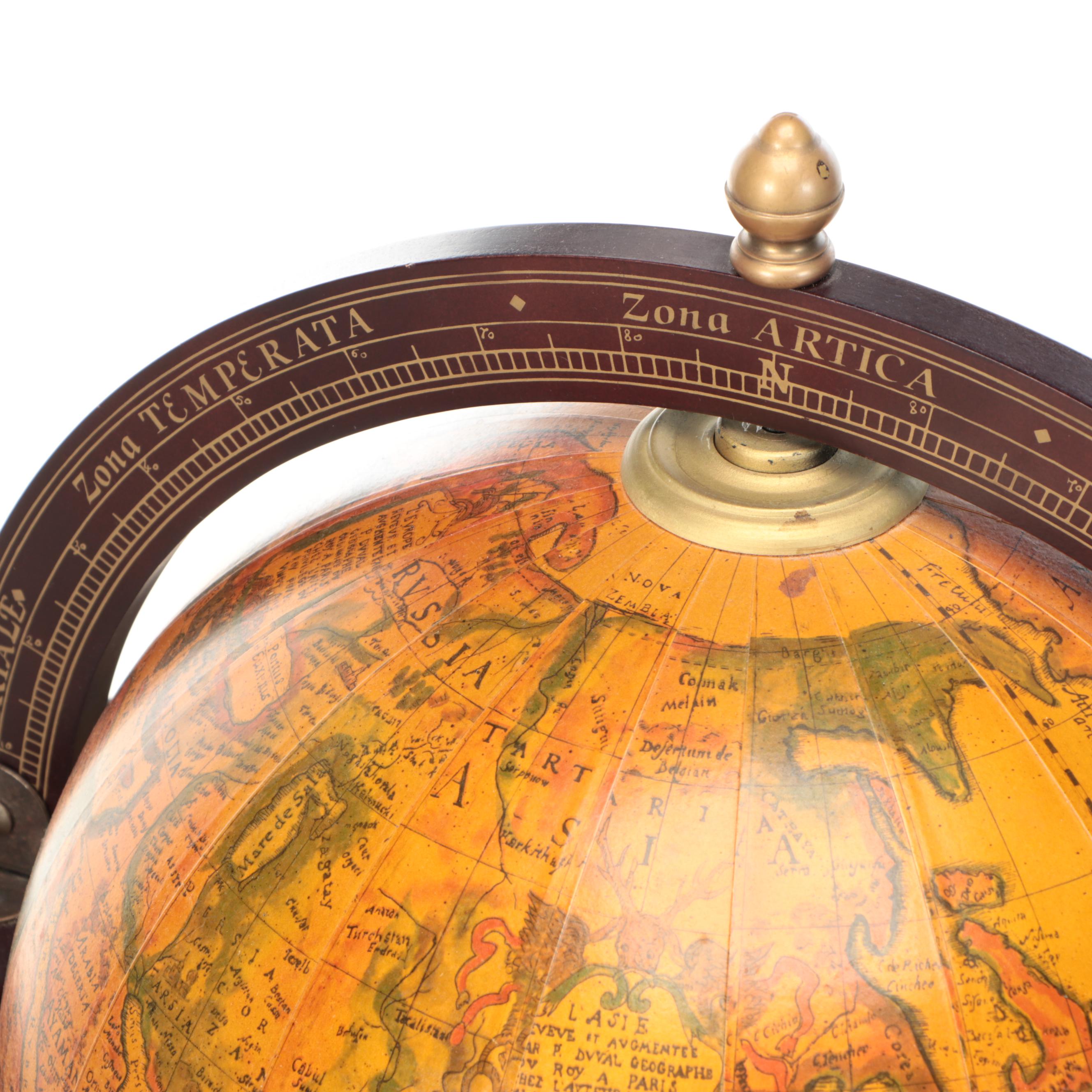 Bacardi 8 Drambuie Standing Globe Drink Cabinet