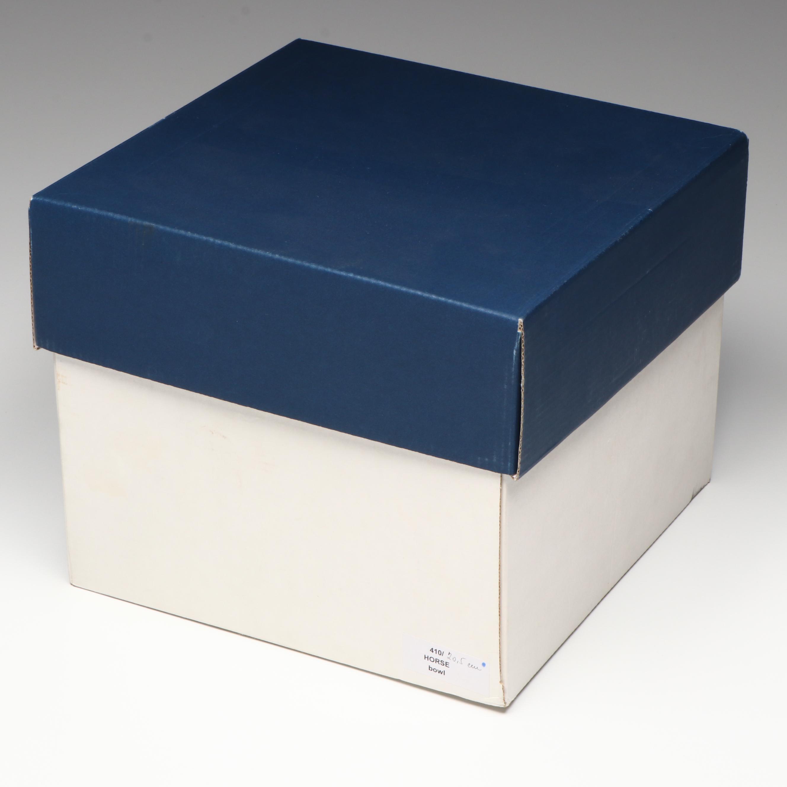 German LARA-Crystal Cameo Glass Racehorses Limited Edition Console Bowl