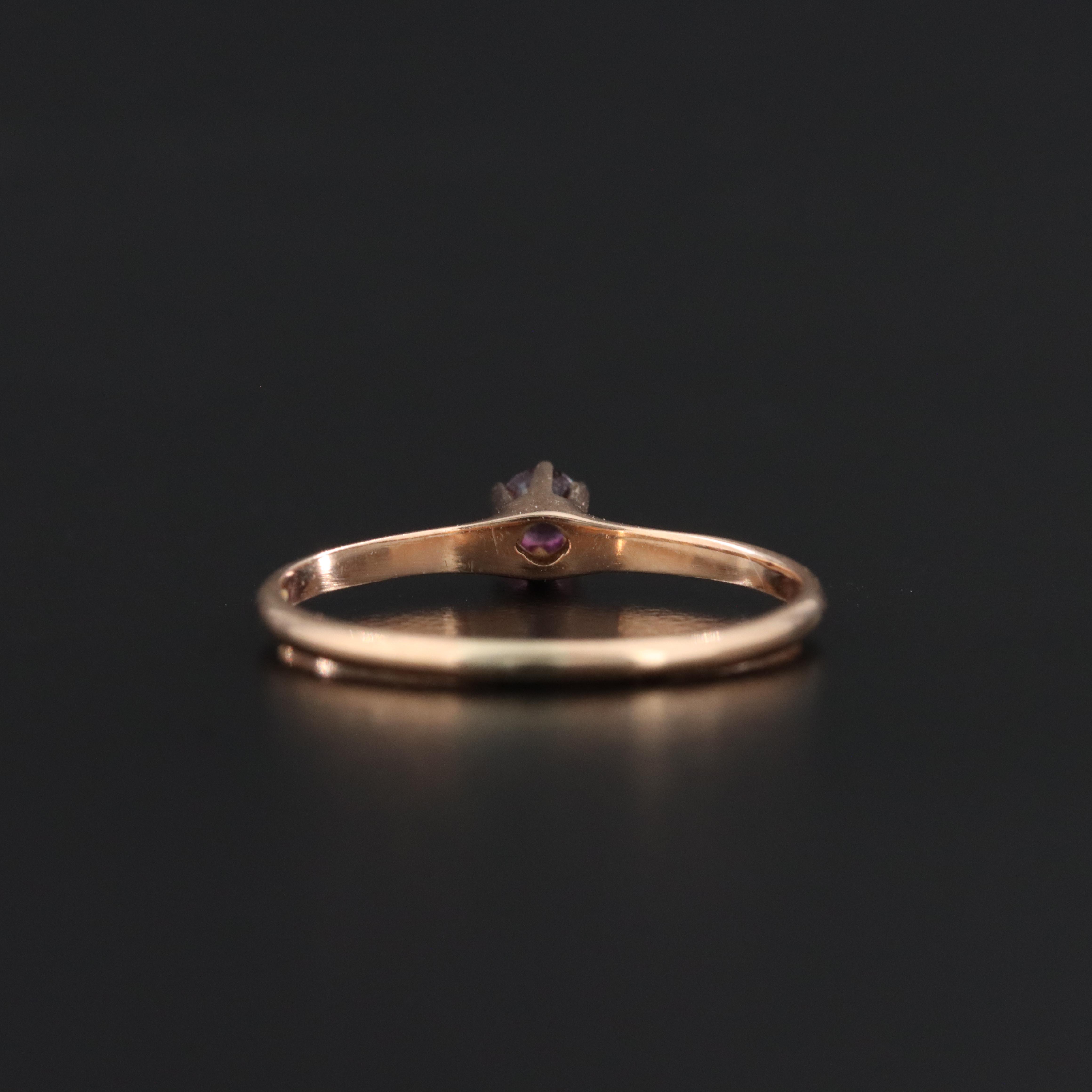 10K Glass Solitaire Ring