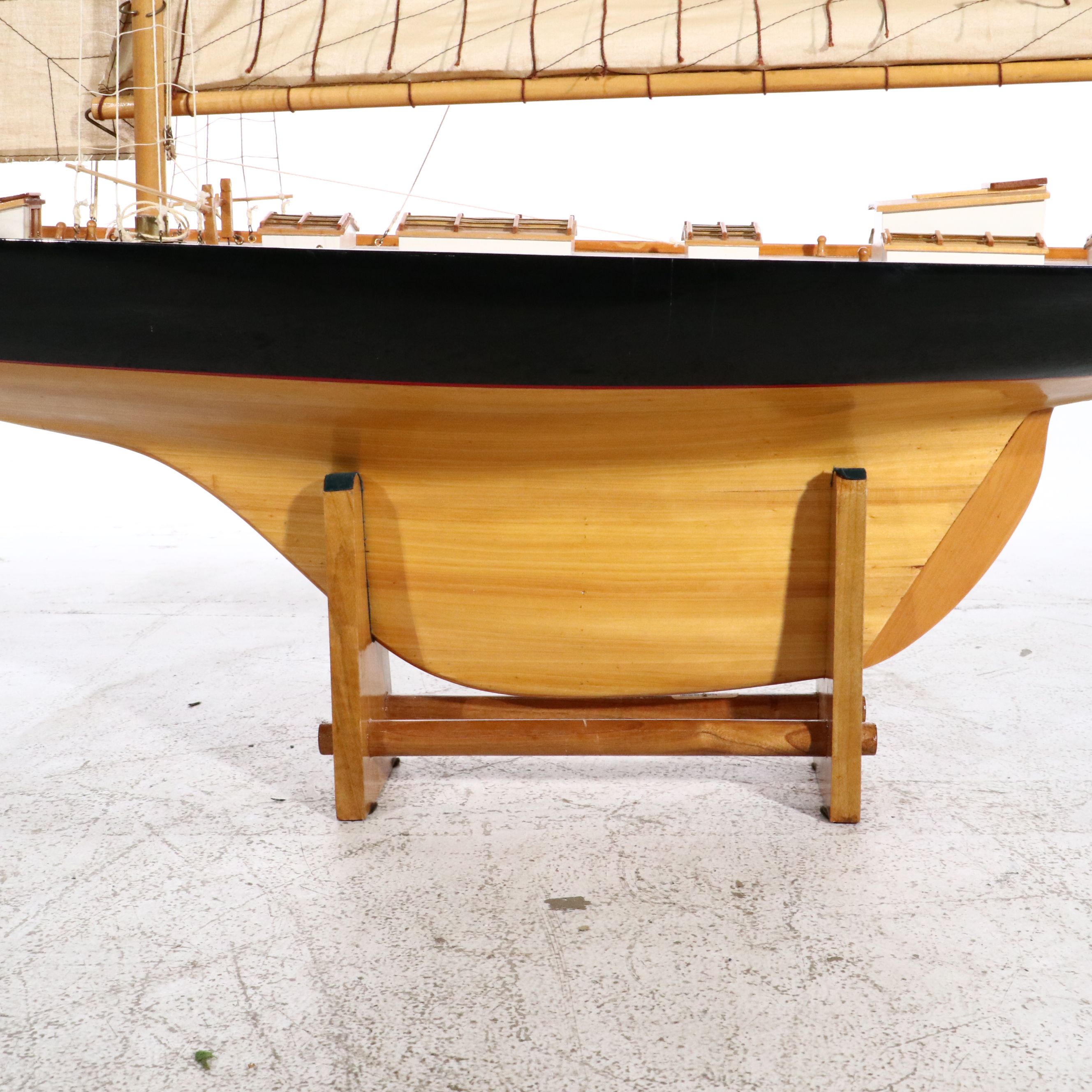 America's Cup "Columbia" J-Boat Scale Model Yacht