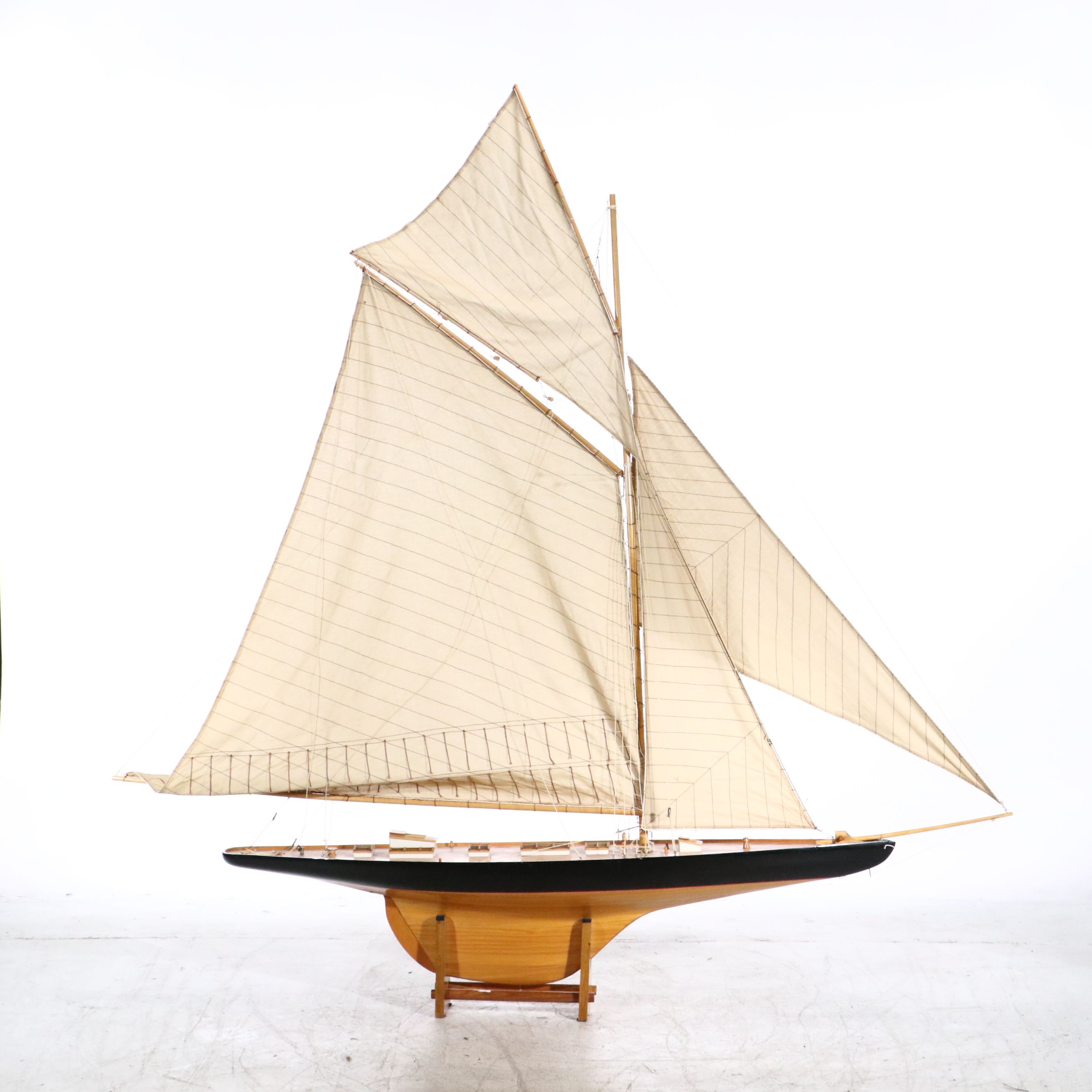 America's Cup "Columbia" J-Boat Scale Model Yacht