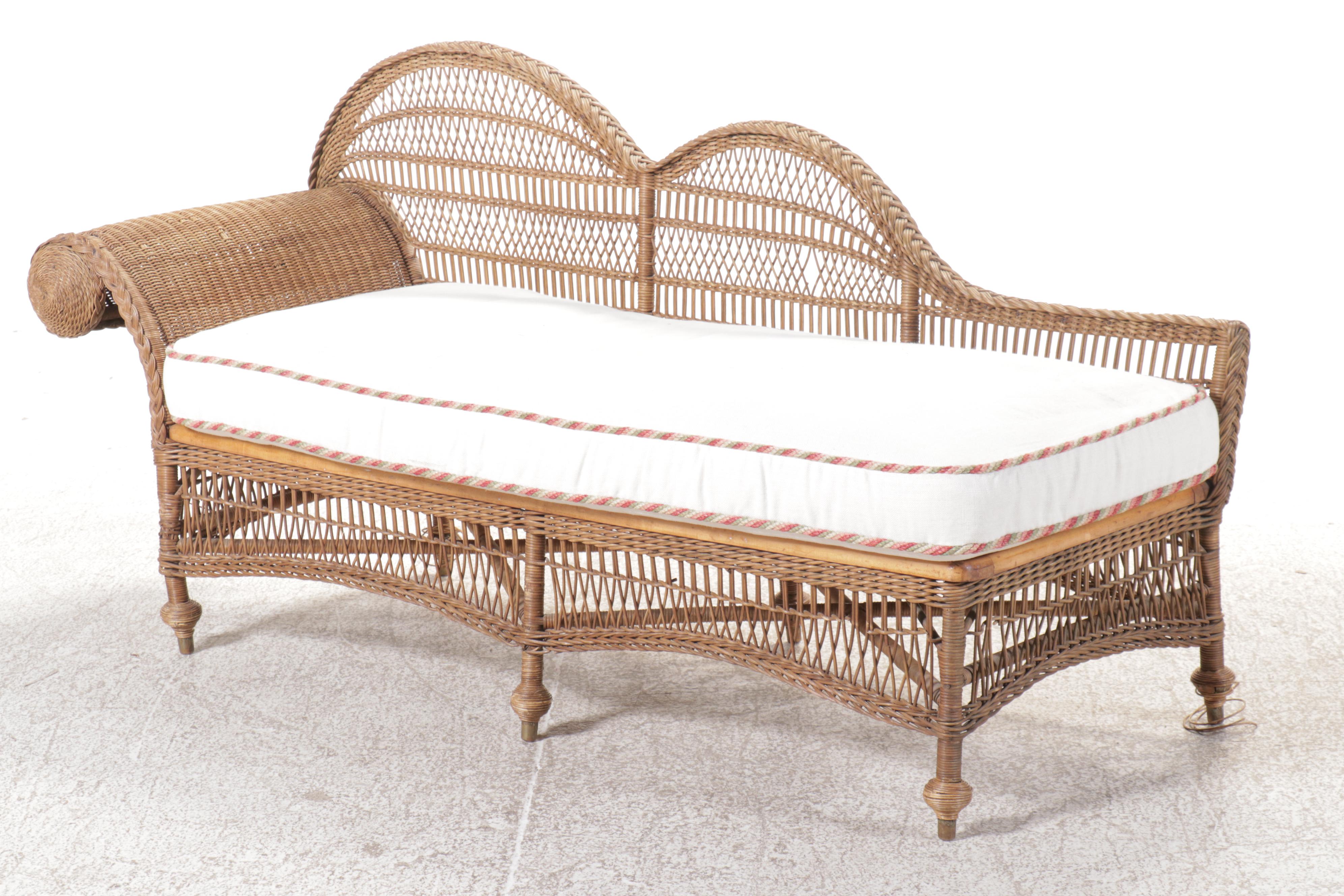 Victorian Natural Finish Wicker Chaise Lounge with Seat Cushion and Pillows