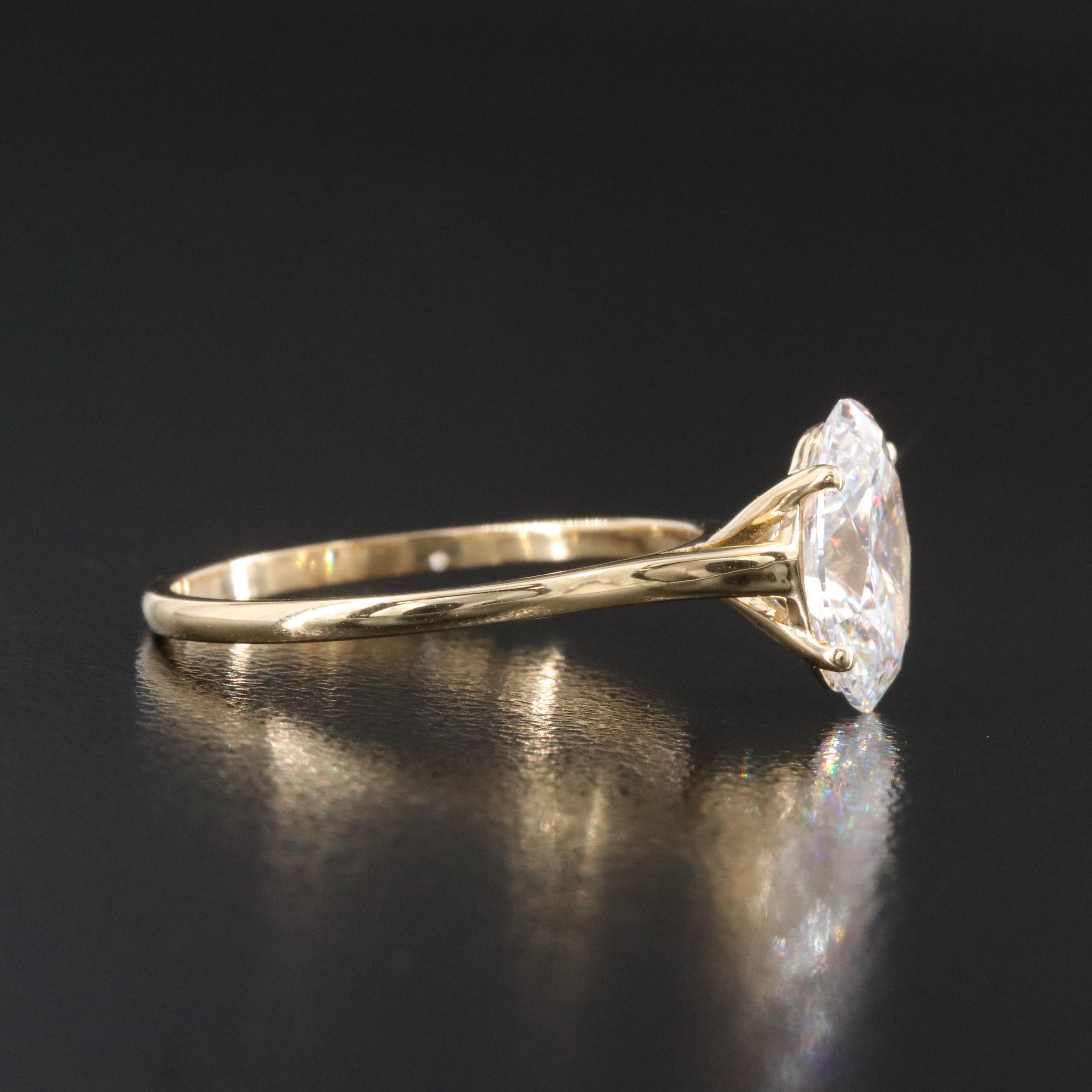 18K 2.10 CT Lab Grown Diamond Solitaire Ring with IGI Report