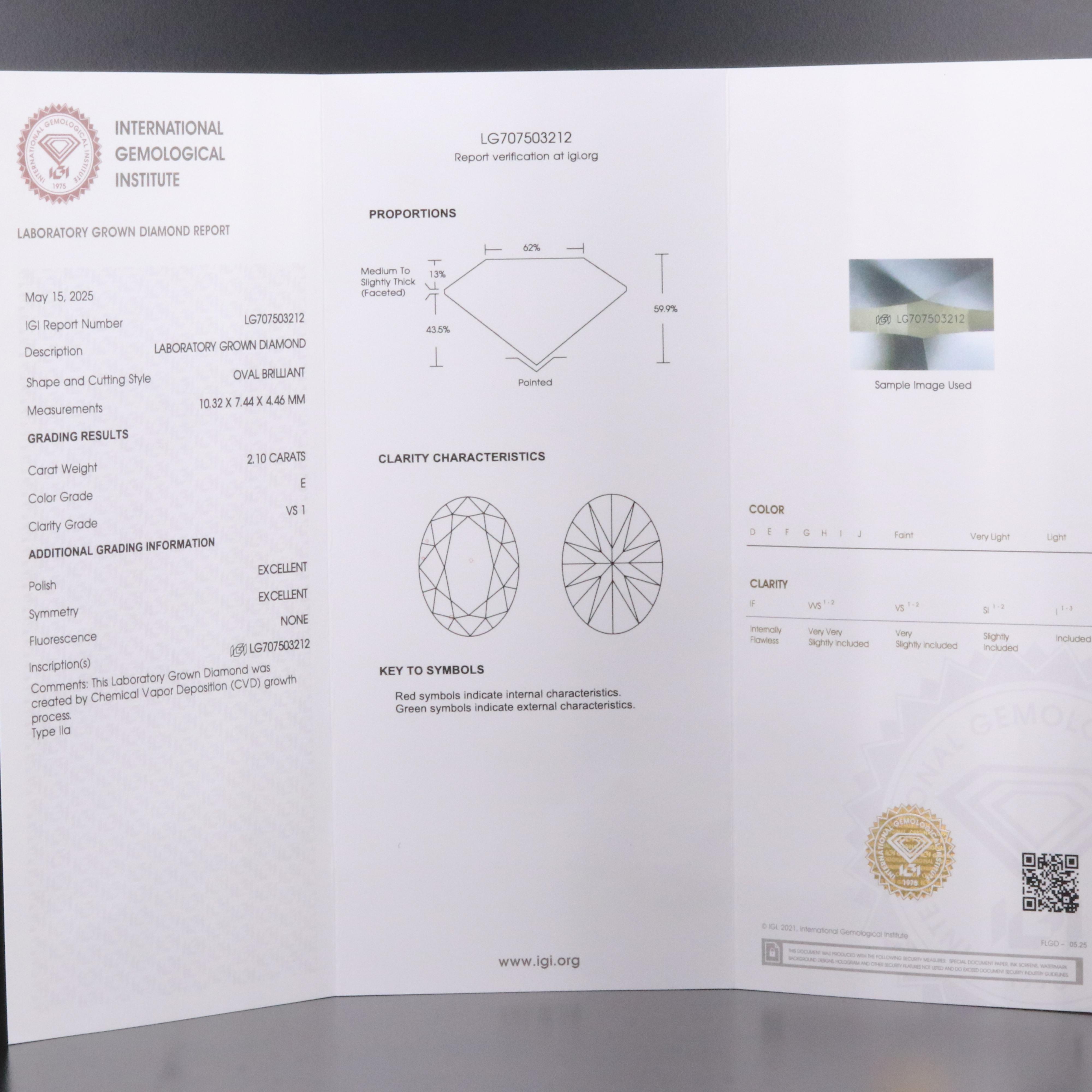 18K 2.10 CT Lab Grown Diamond Solitaire Ring with IGI Report