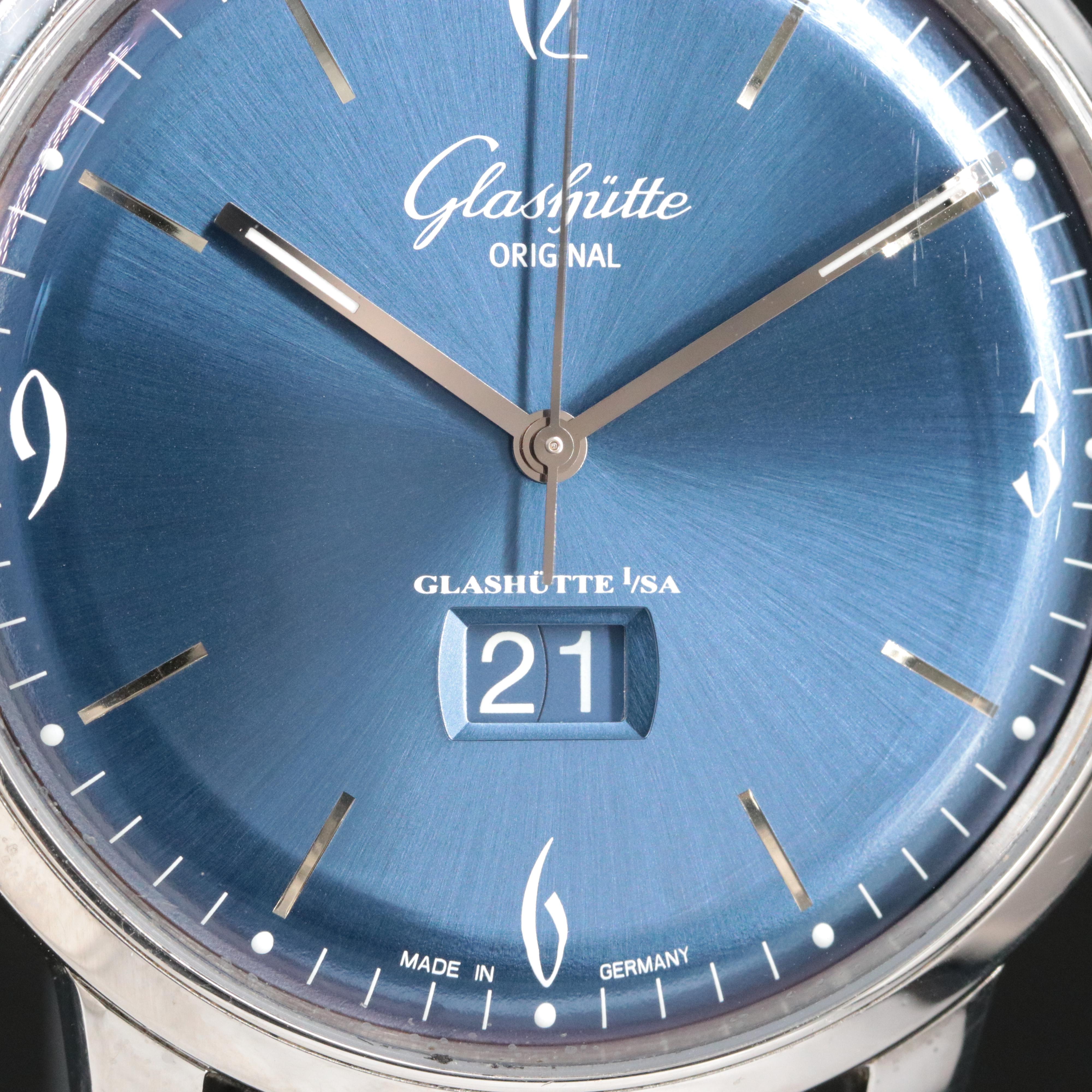 Glashütte Original Sixties Panorama Date Watch