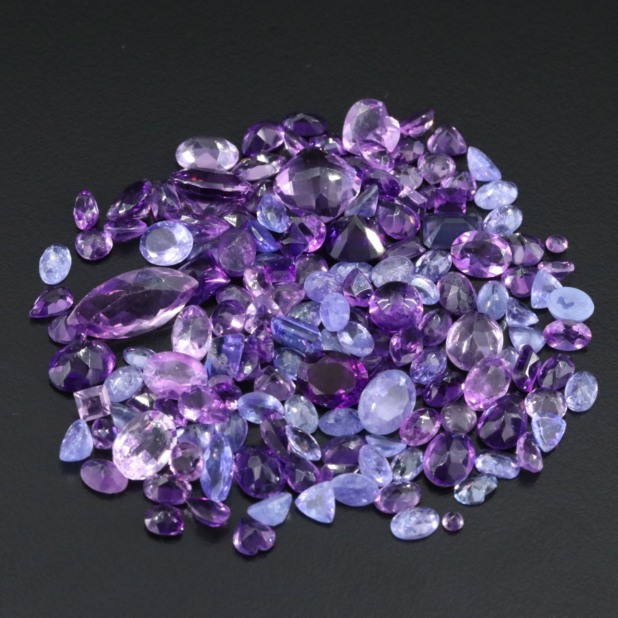 Loose 95.80 CTW Amethysts and Tanzanties
