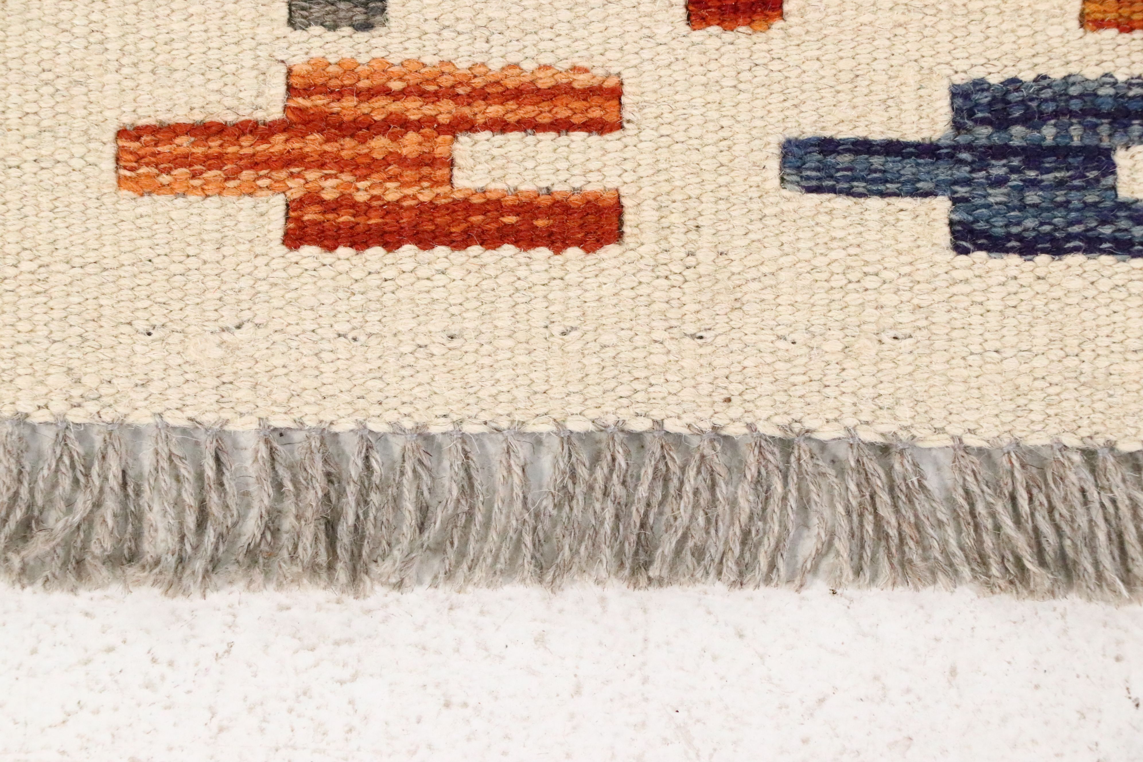 5'10 x 8'2 Handwoven Pakistani Kilim Area Rug