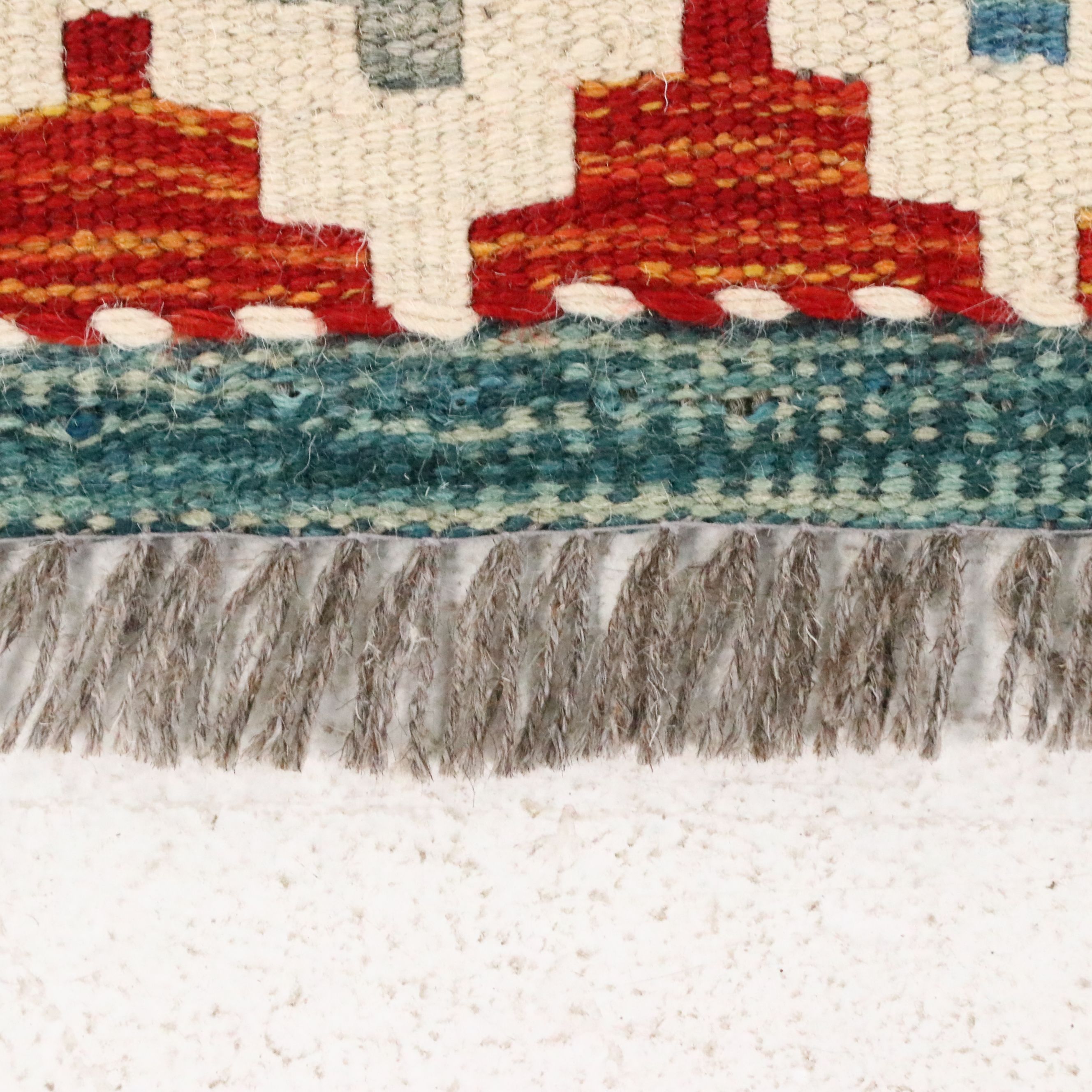 5'7 x 8'3 Handwoven Pakistani Kilim Area Rug