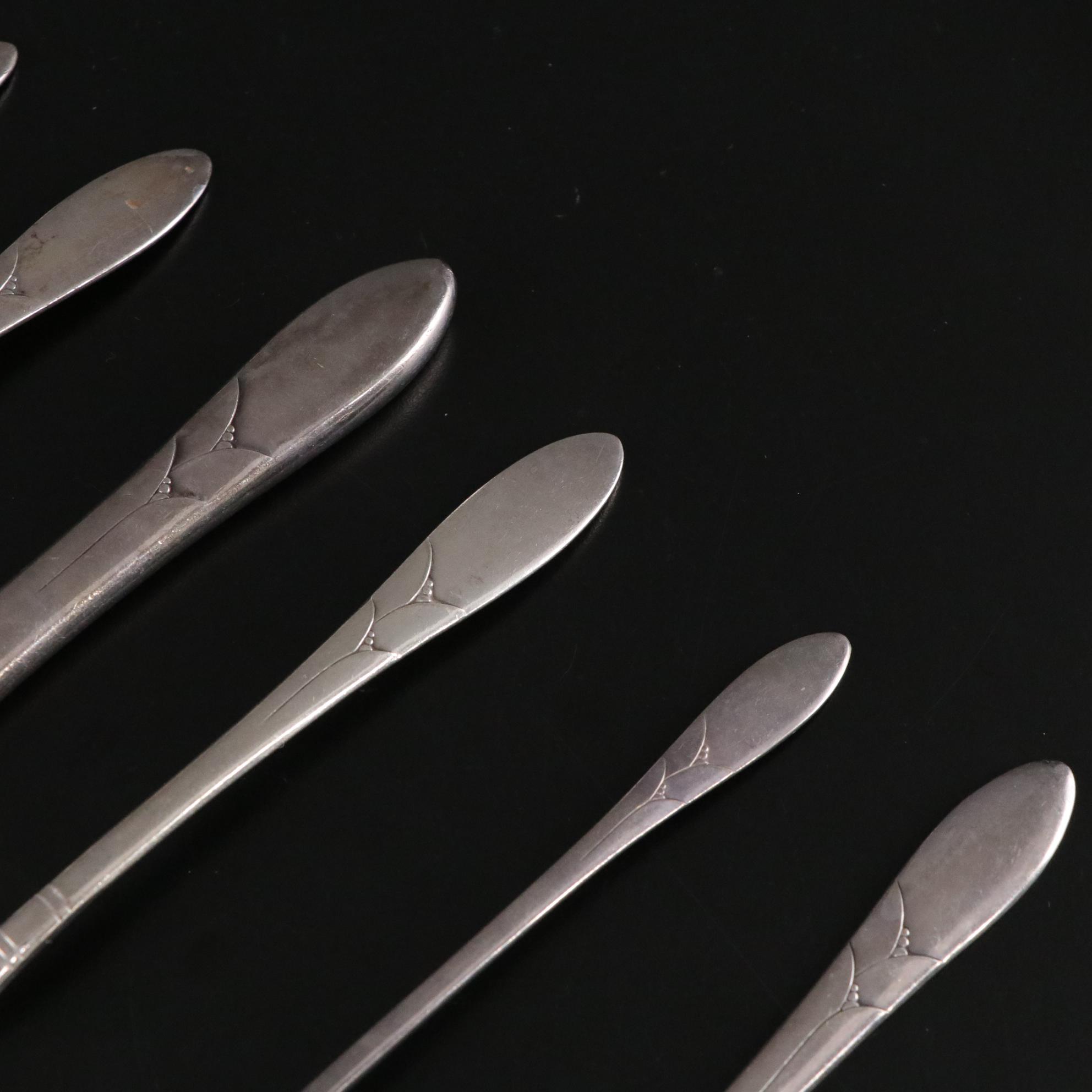 Oneida Community Plate "Lady Hamilton" Flatware & Utensils, 1932 - 1955