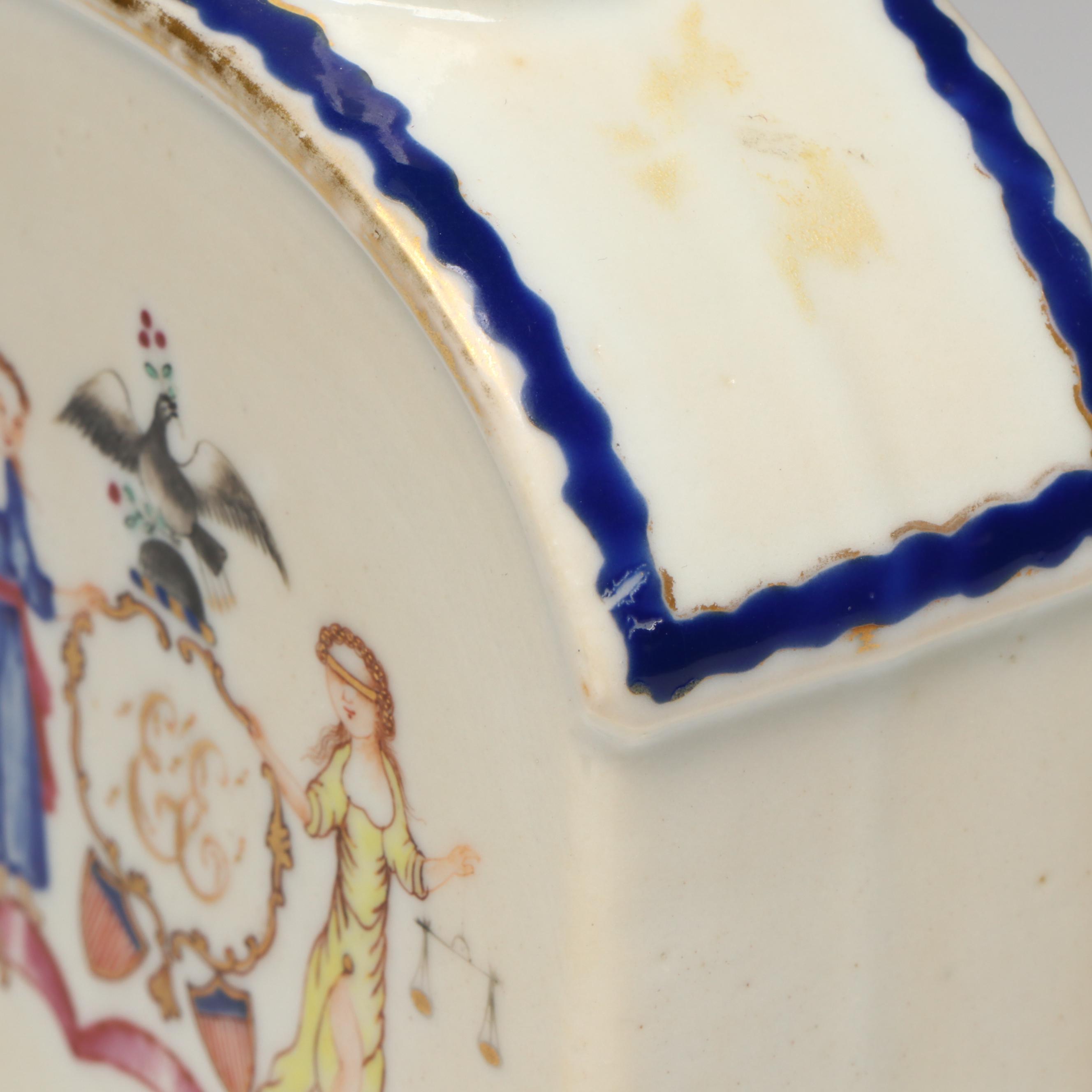 Chinese Export Armorial and Blue on White Porcelain Tea Caddies, 18th and 19th C