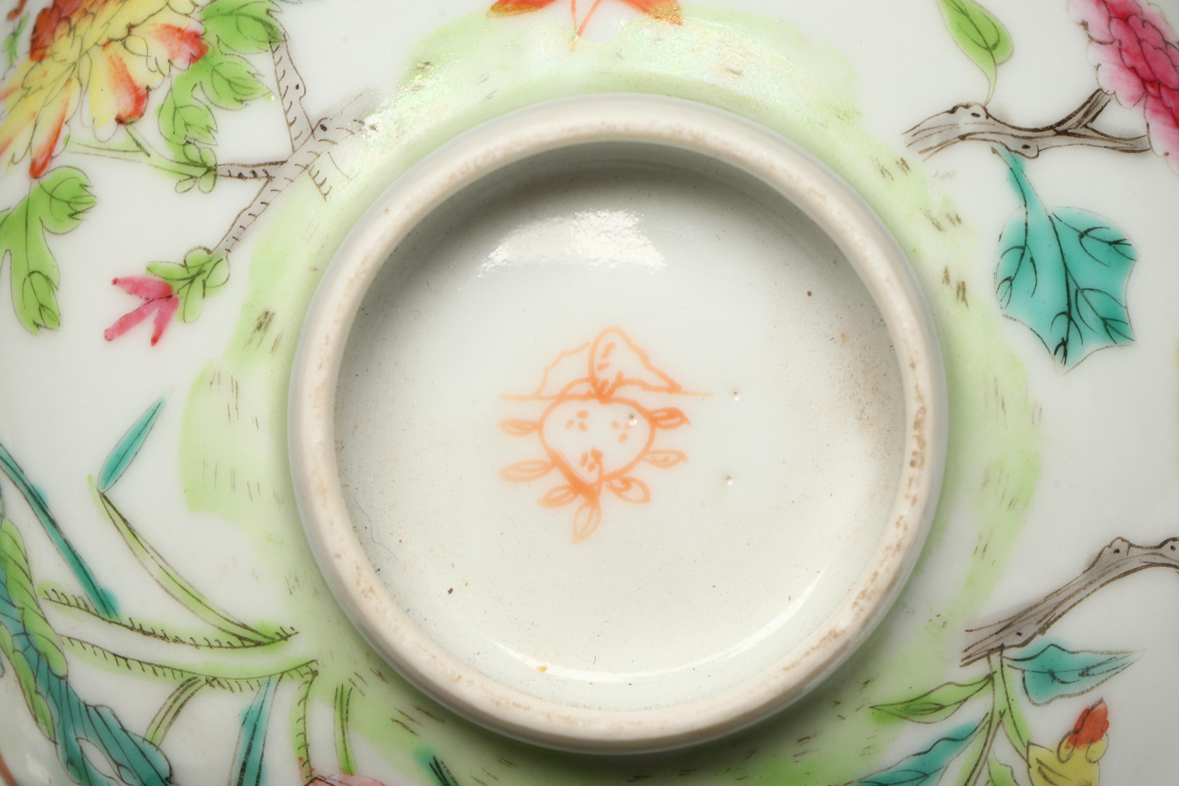 Antique Chinese Export Famille Rose Porcelain Tea Bowls, 19th Century