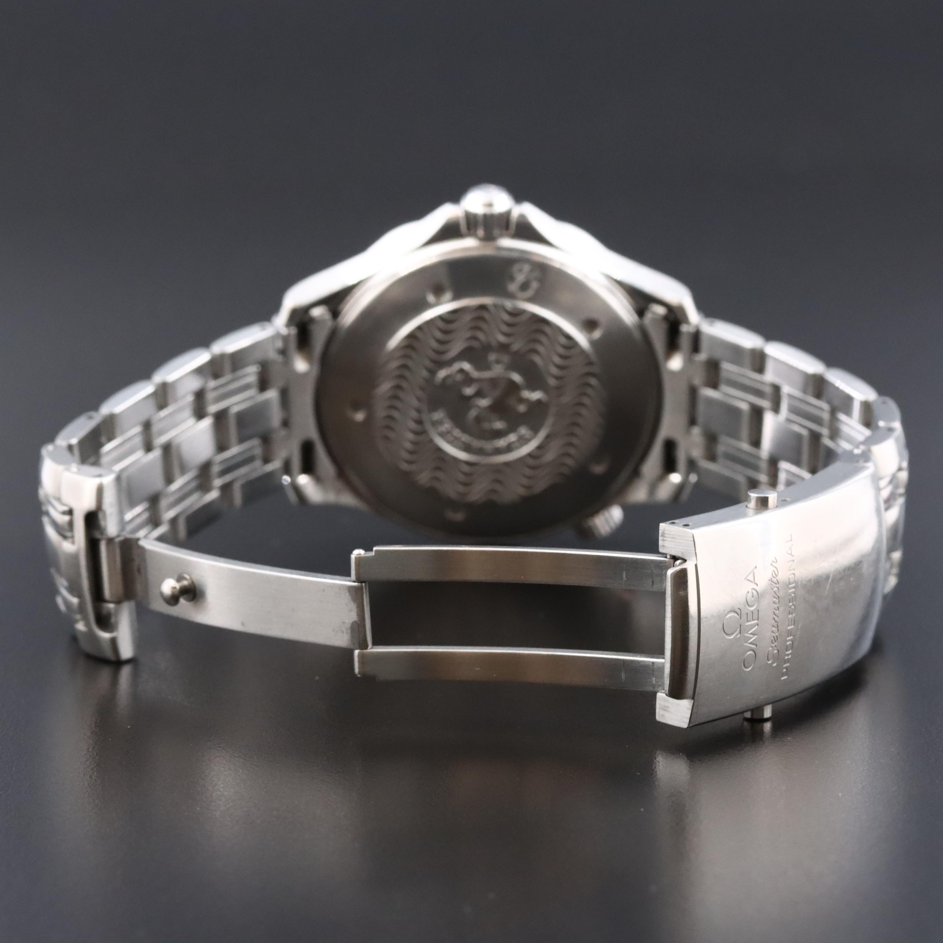 Omega Seamaster Diver 2541.80.00 Golden Eye (007) Quartz Watch