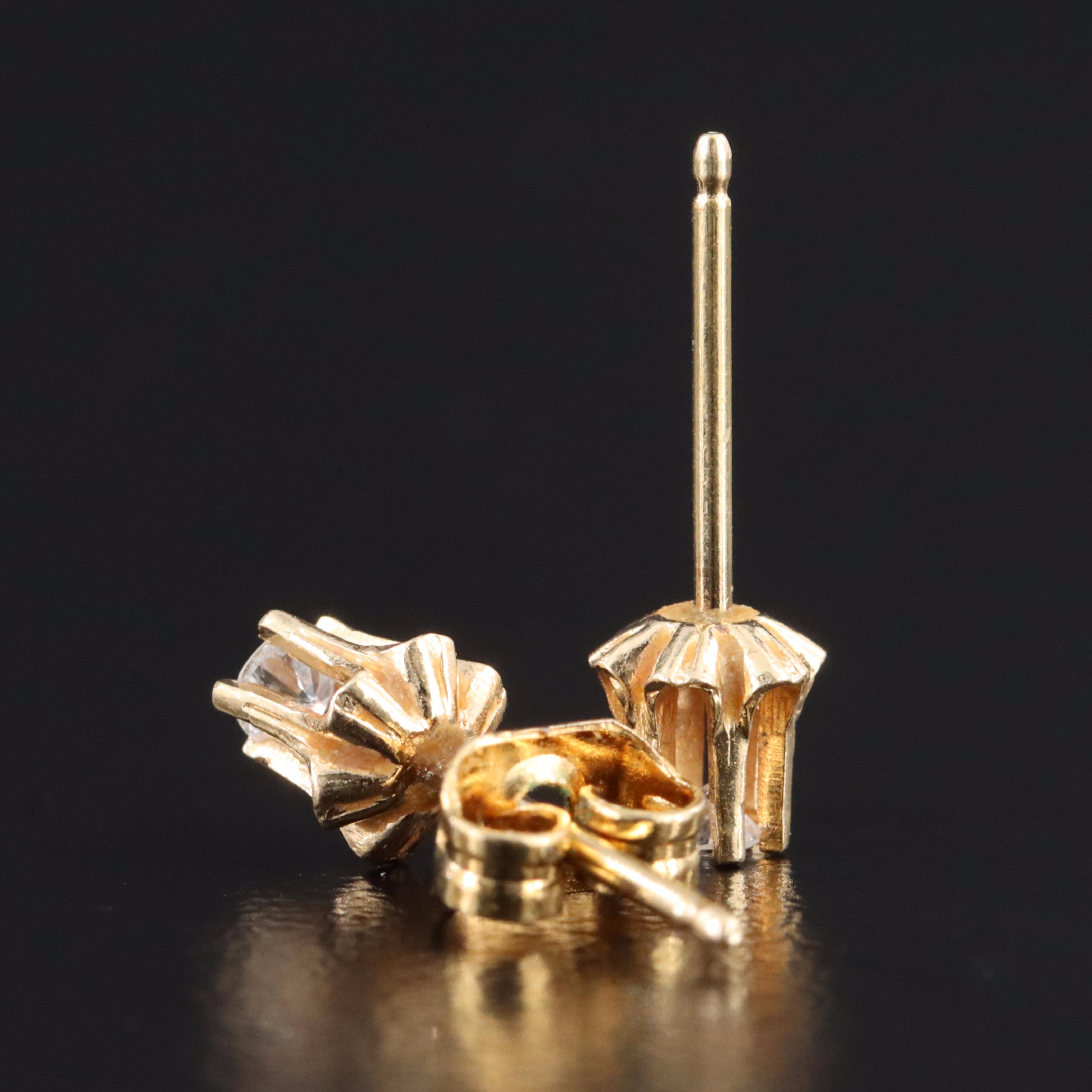 14K 0.10 CTW Diamond Stud Earrings