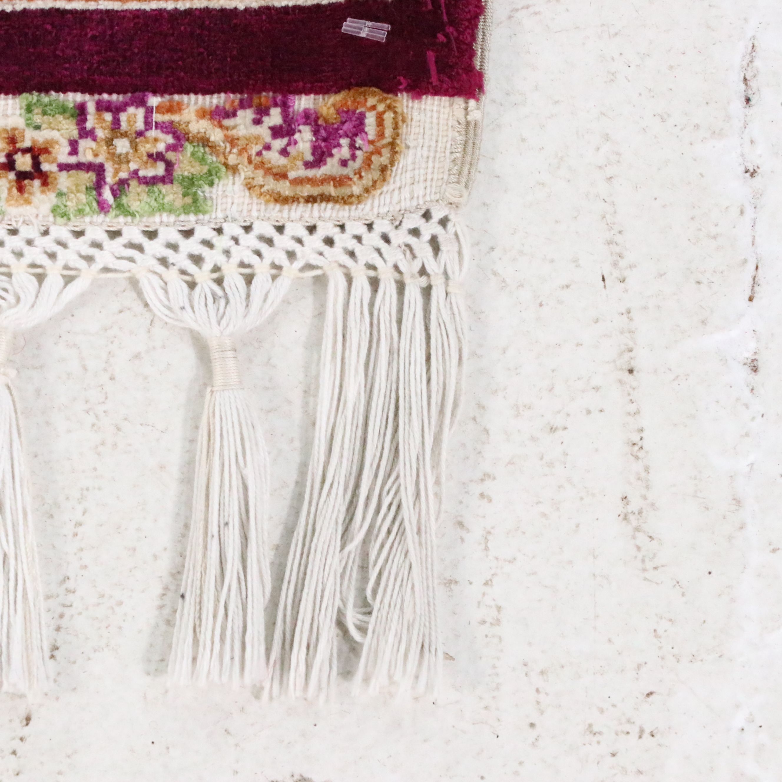 5'7 x 8'7 Hand-Knotted Persian Qom Silk Area Rug