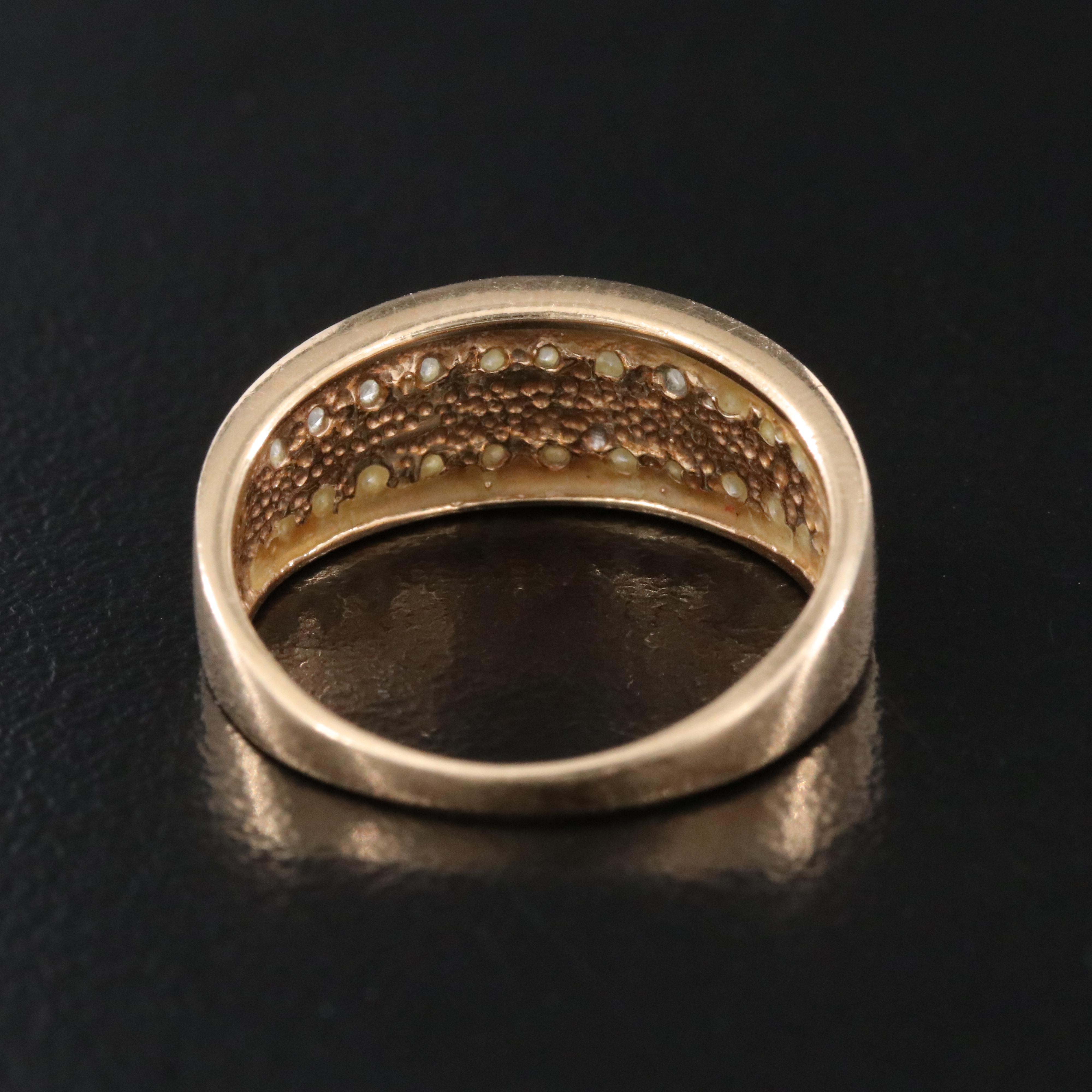 10K 0.23 CTW Diamond Ring