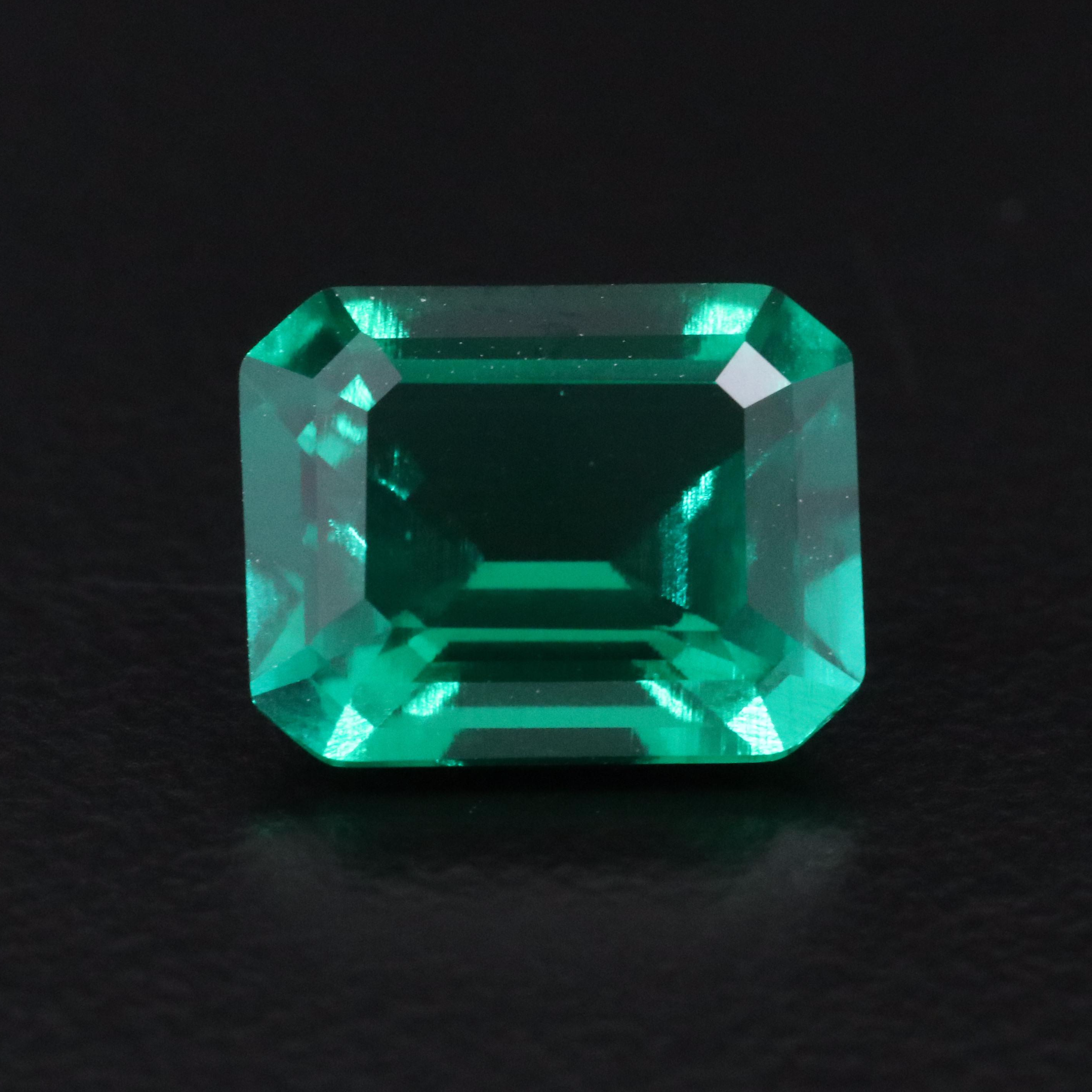 Loose 2.63 CT Lab Grown Emerald