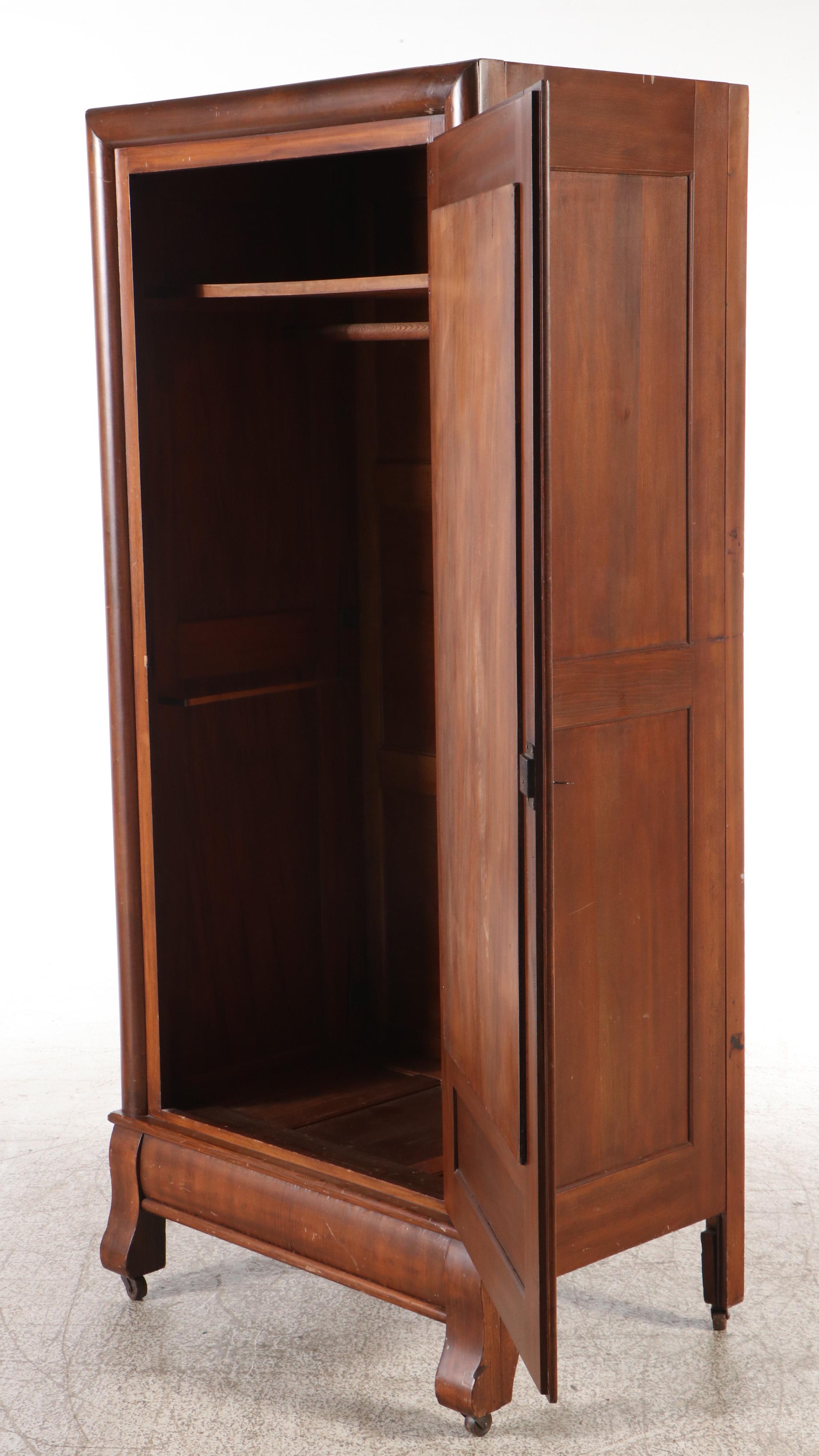 Mahogany Free-Standing Wardrobe
