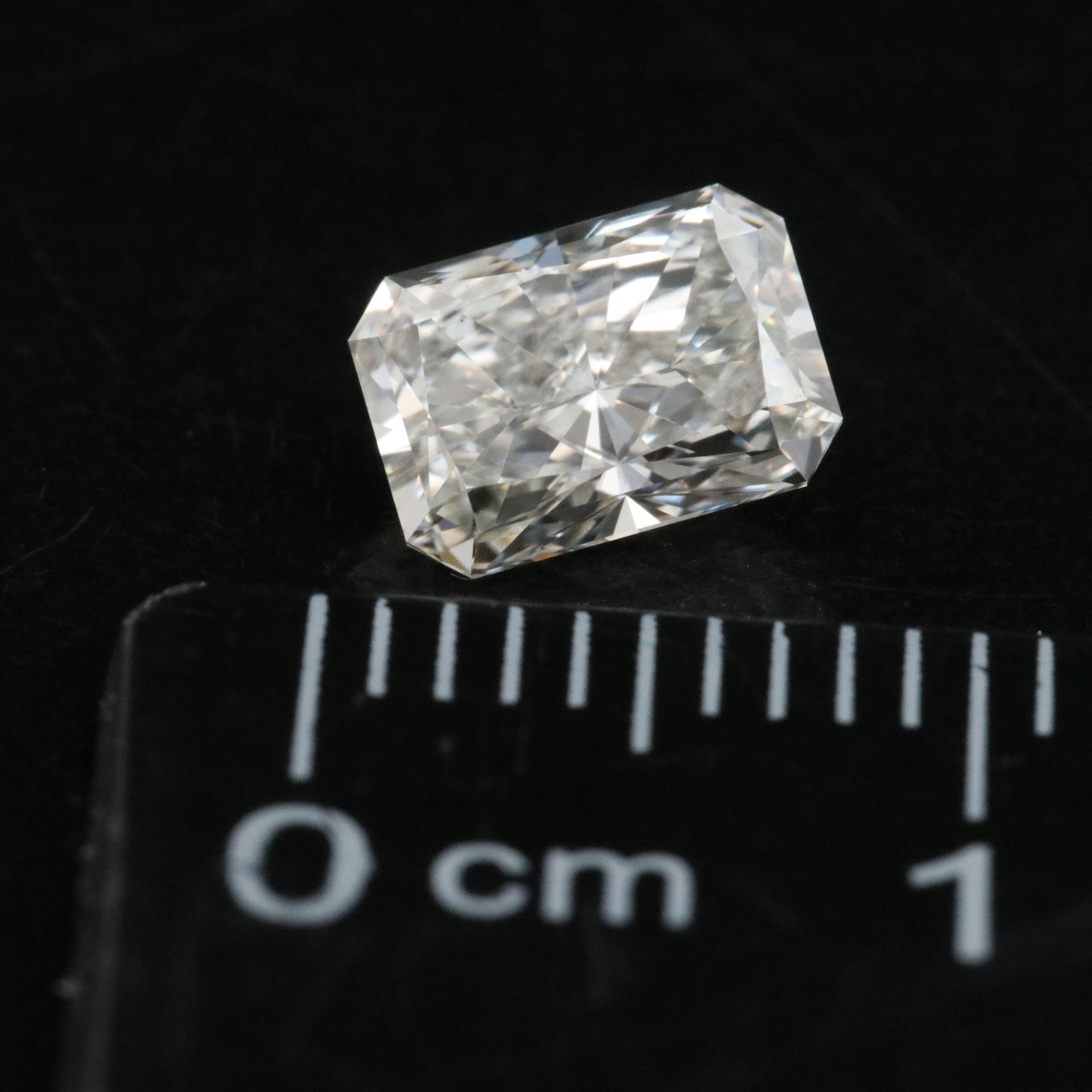 Loose 0.99 CT Lab Grown Diamond with IGI Report