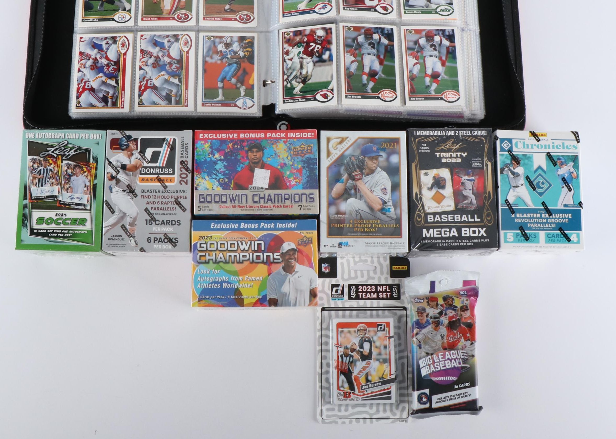 Collection of Baseball, Football and Other Sports Cards, Including Signatutures