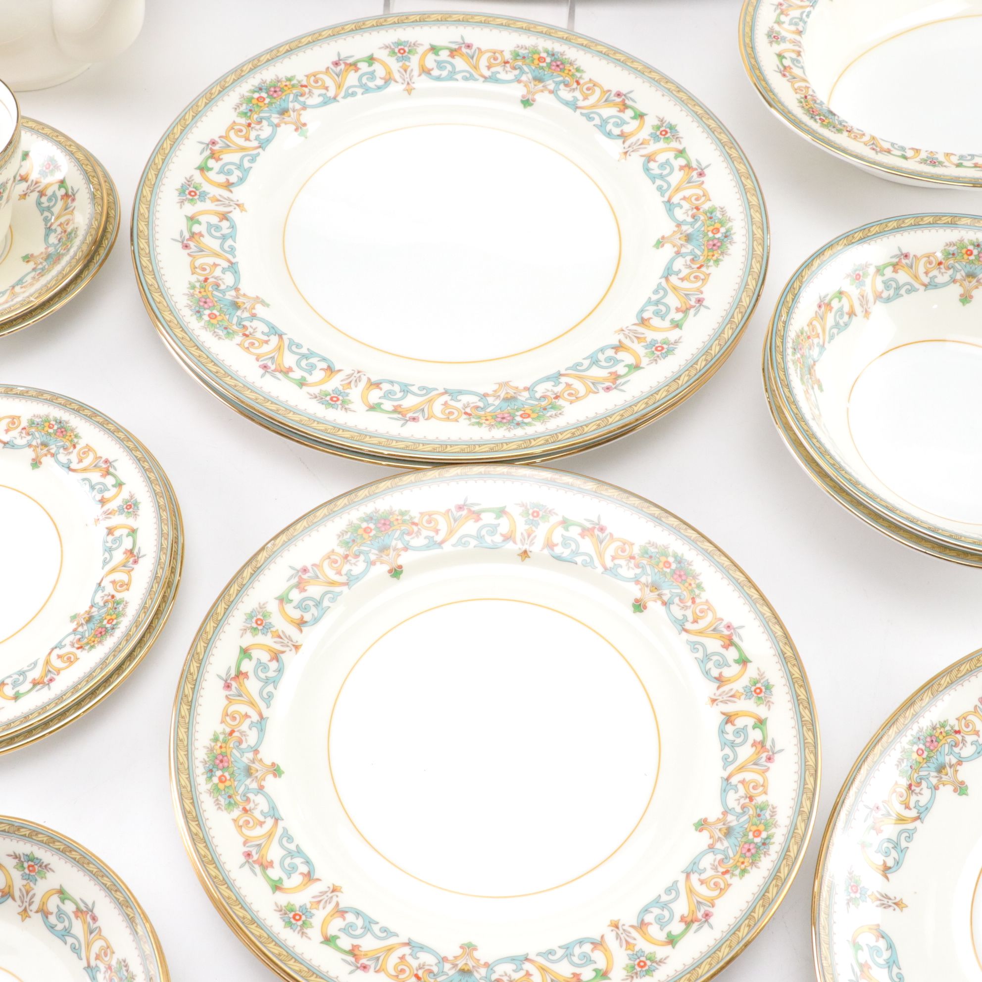 Aynsley "Henley" Bone China Teapot, Platter, and Dinnerware