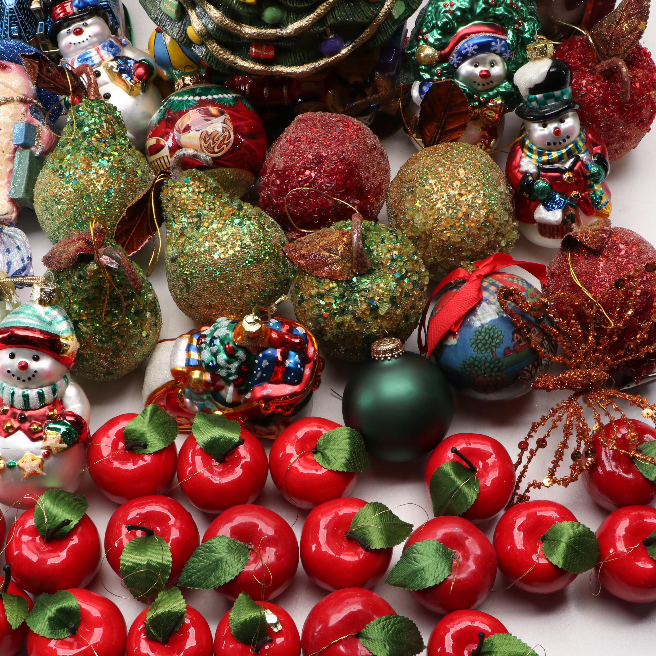 Christmas Ornaments, Doorstop and Tabletop Décor