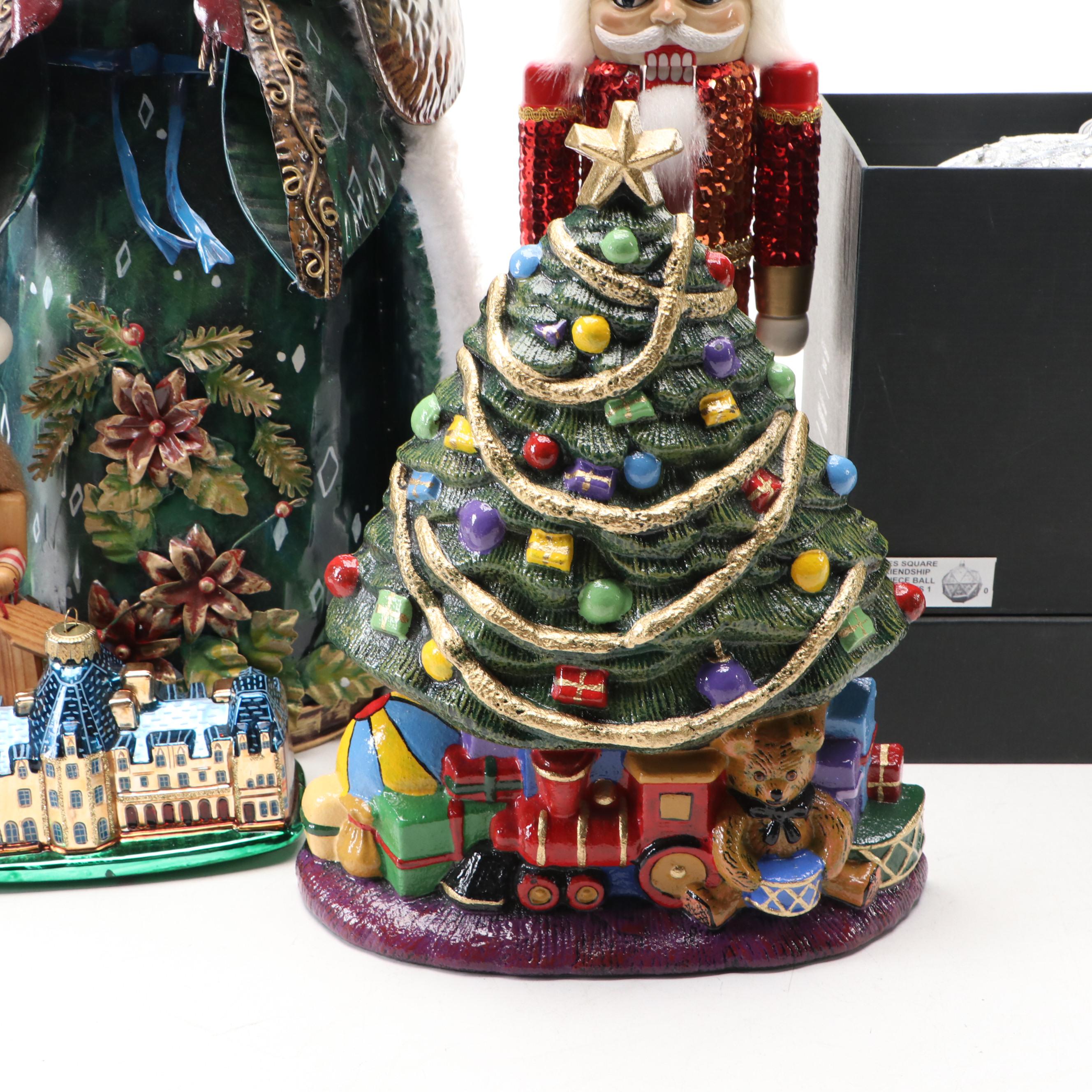 Christmas Ornaments, Doorstop and Tabletop Décor