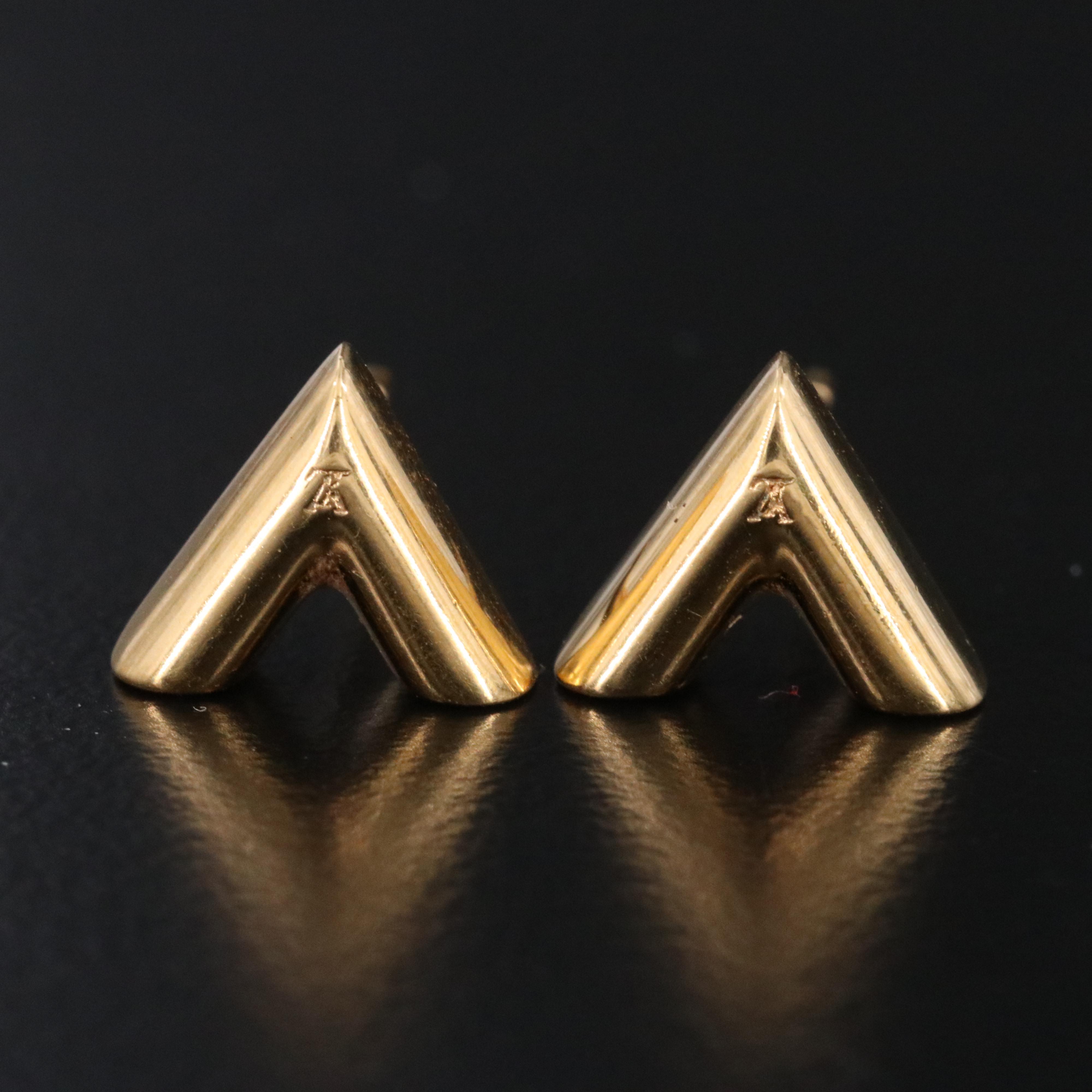 Louis Vuitton Essential V Stud Earrings